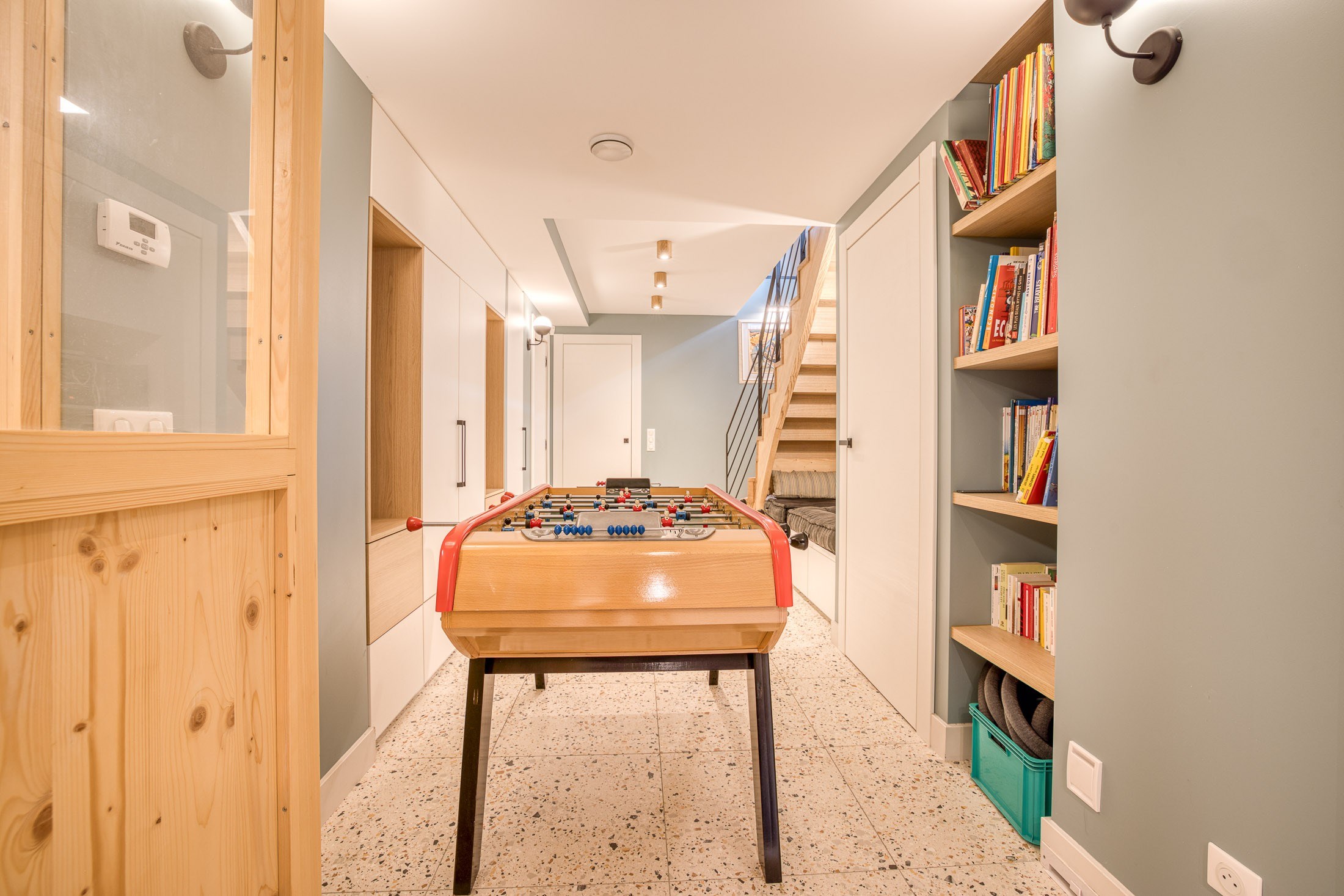  A contemporary, light-filled property offering breathtaking views over Lake Ann… - 物件實景