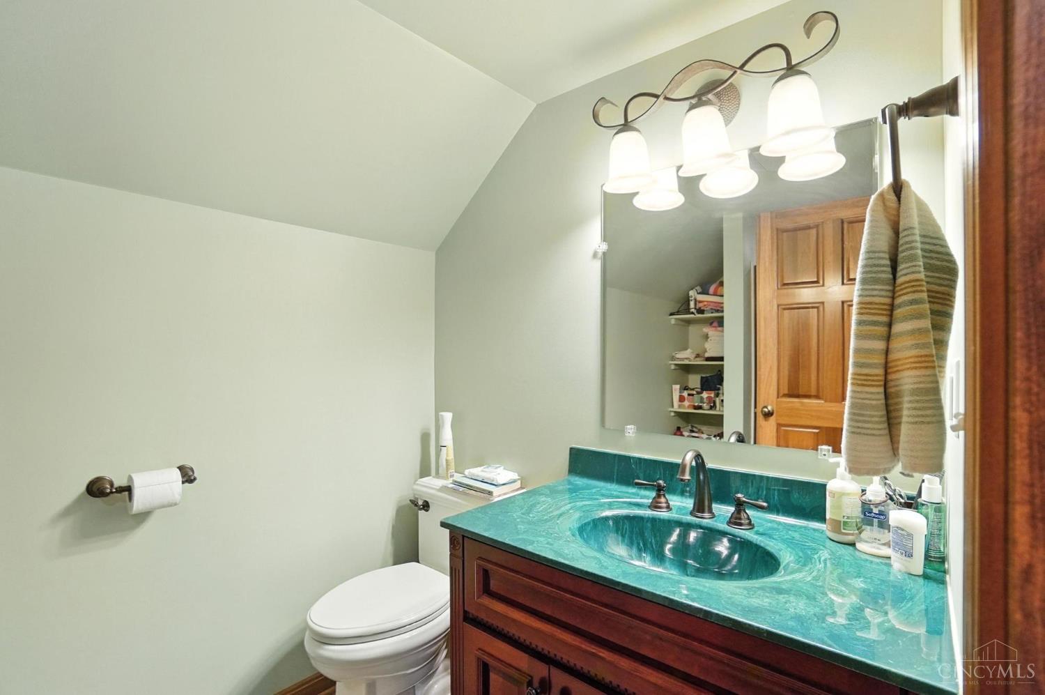 Turtle Creek Twp, Ohio, 45036, United States, 3 Bedrooms Bedrooms, ,4 BathroomsBathrooms,Residential,For Sale,1885358