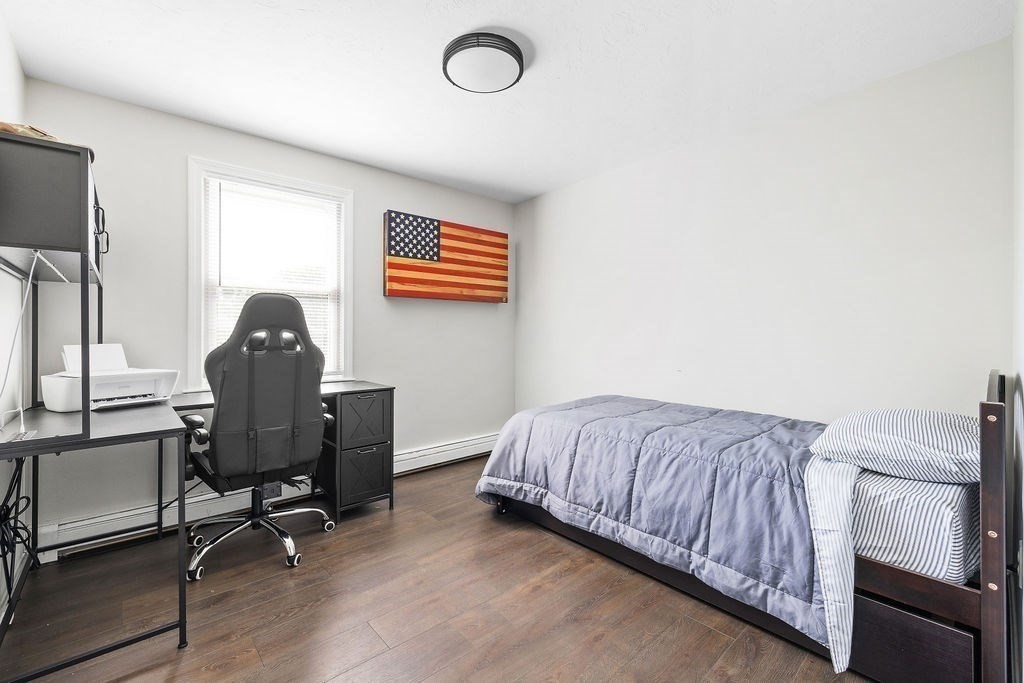 Milford, Massachusetts, 01757, United States, 3 Bedrooms Bedrooms, ,2 BathroomsBathrooms,Residential,For Sale,1987484