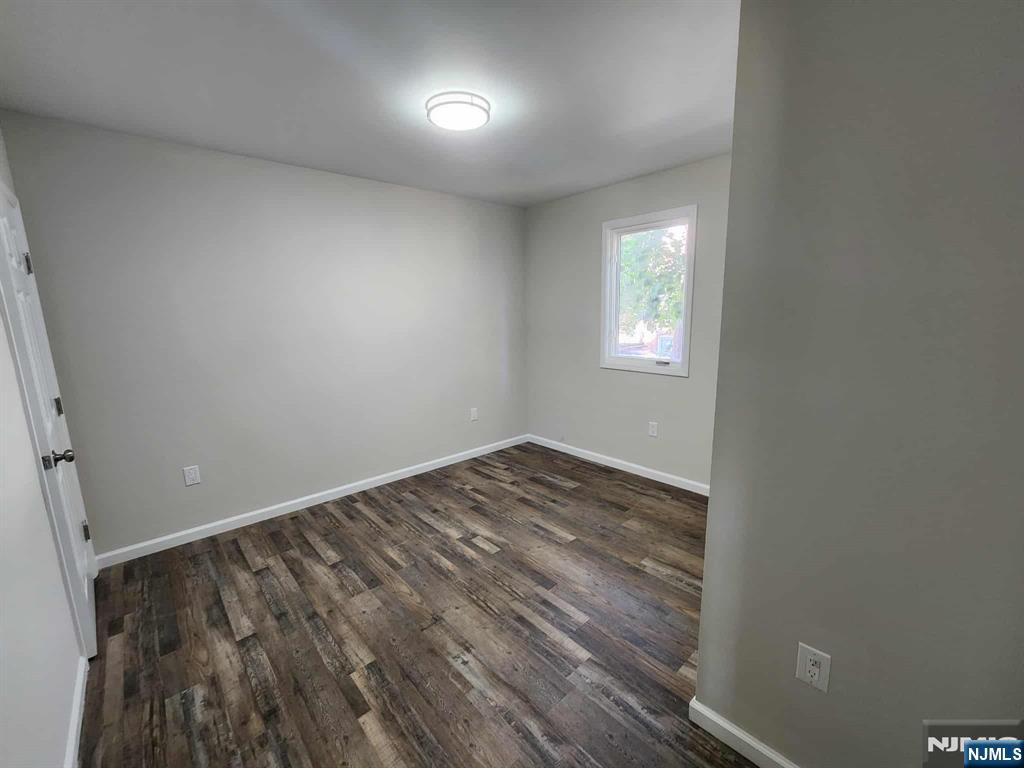 Passaic, New Jersey, 07055, United States, 5 Bedrooms Bedrooms, ,2 BathroomsBathrooms,Residential,For Sale,1975134