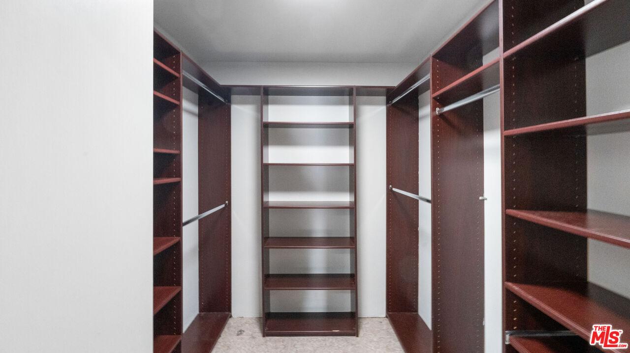 Pacific Palisades, California, 90272, United States, 2 Bedrooms Bedrooms, ,3 BathroomsBathrooms,Residential,For Sale,1950825