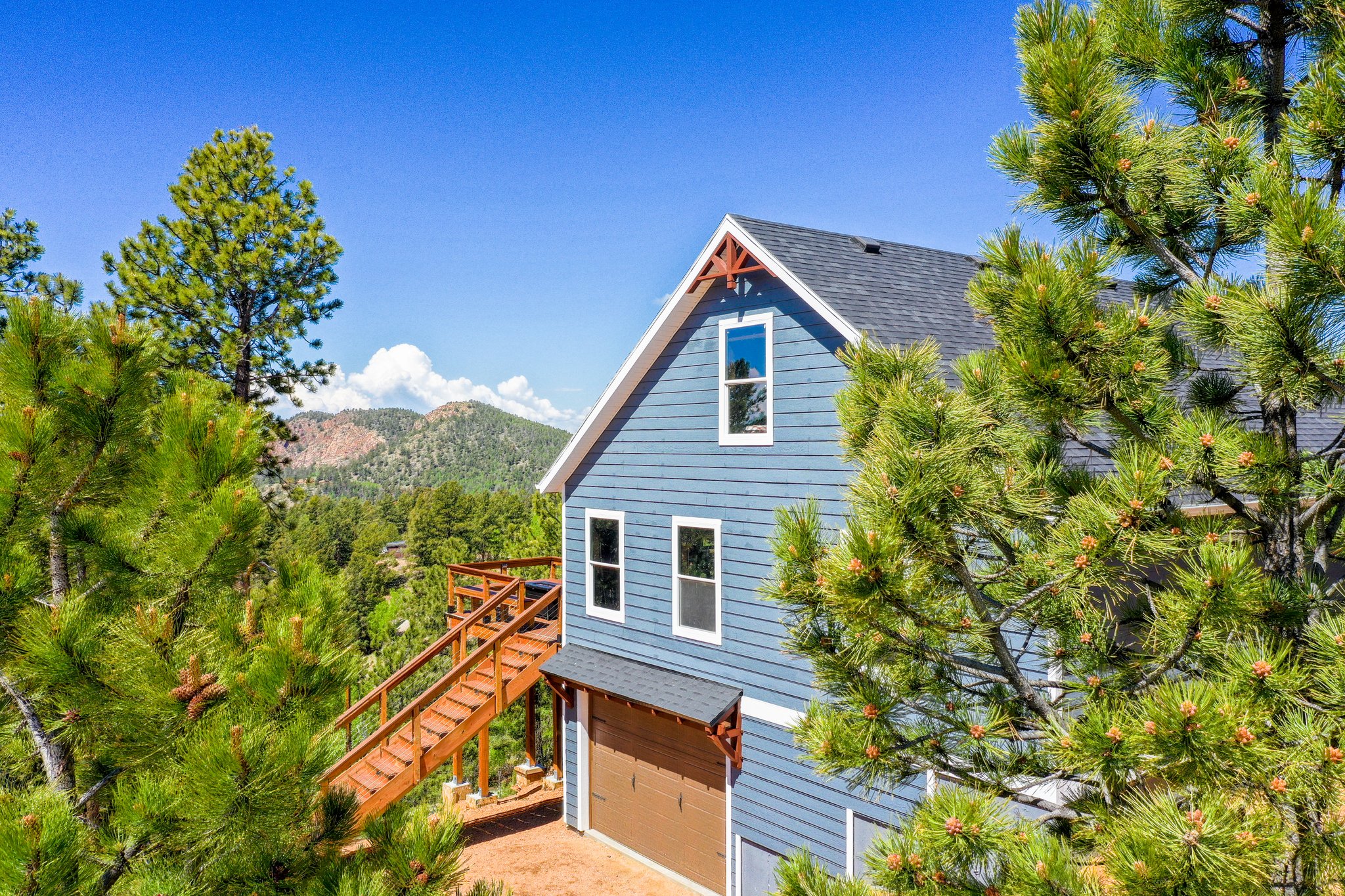 Cripple Creek, Colorado, 80813, United States, 4 Bedrooms Bedrooms, ,3 BathroomsBathrooms,Residential,For Sale,1856963