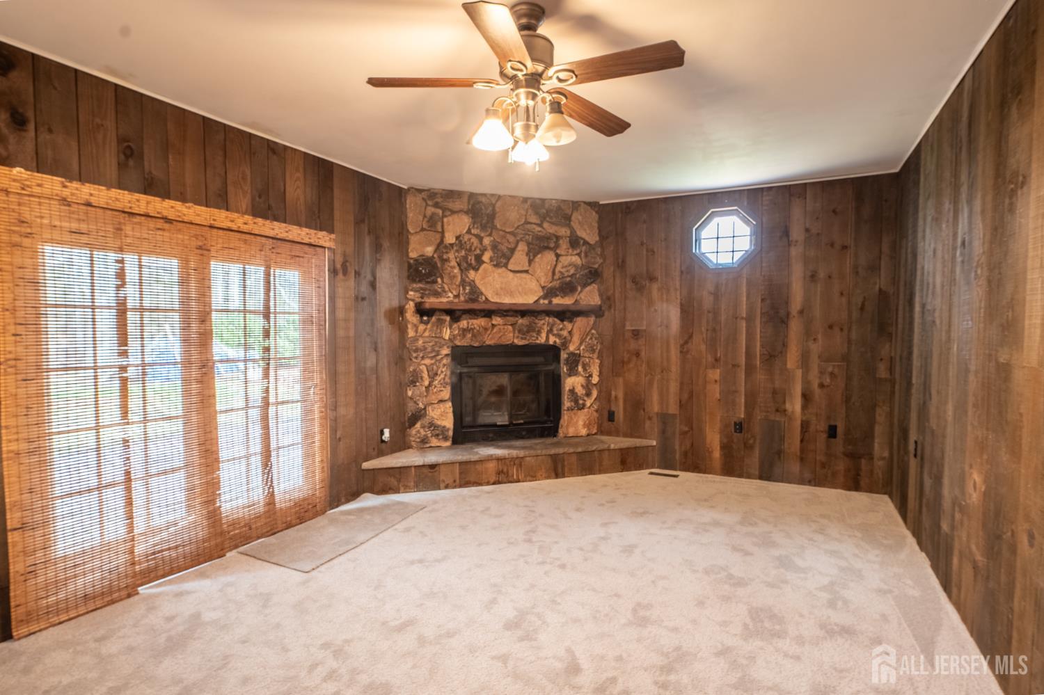 East Brunswick, New Jersey, 08816, United States, 3 Bedrooms Bedrooms, ,2 BathroomsBathrooms,Residential,For Sale,2002265