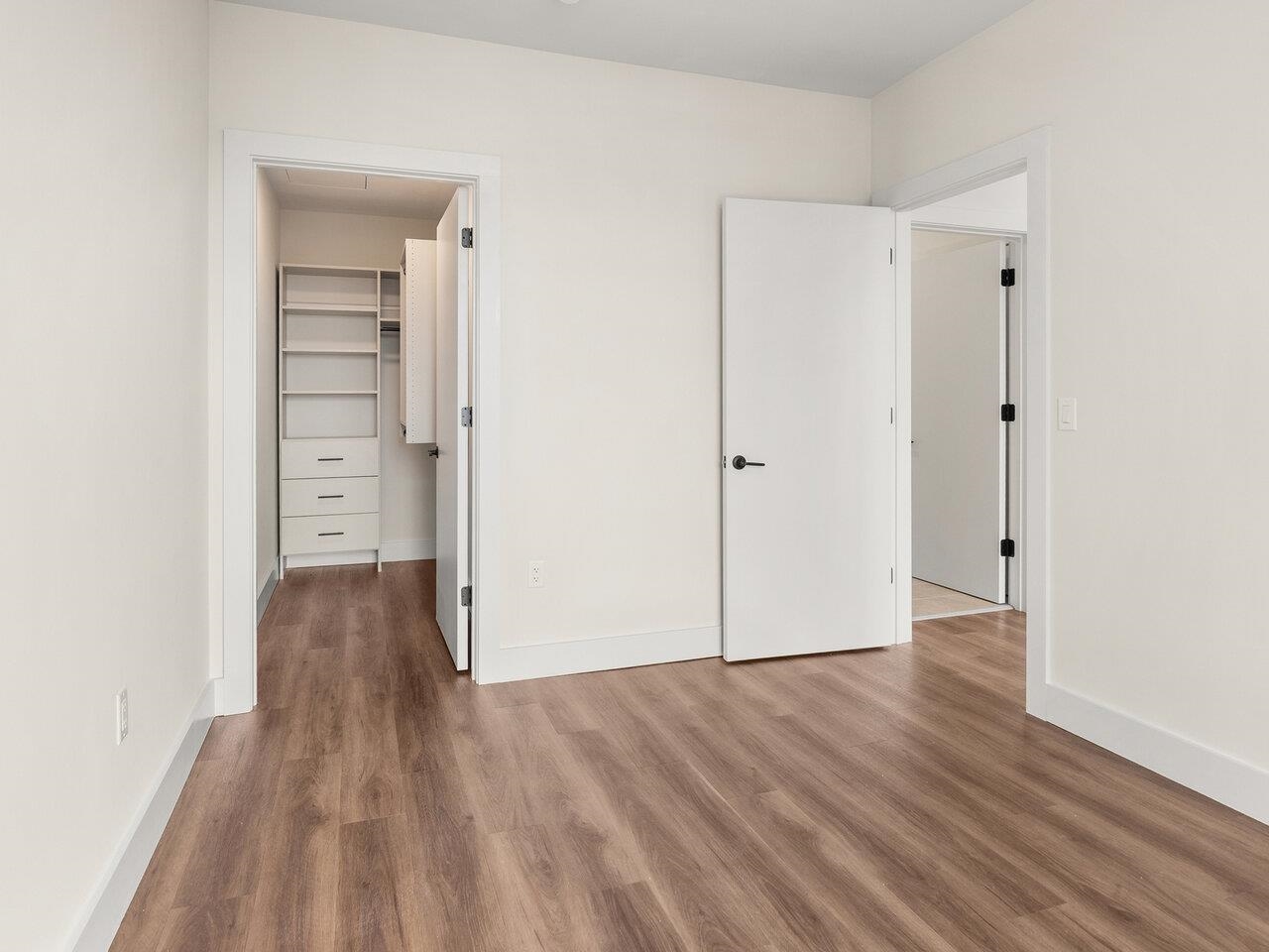 Burlington, Vermont, 05401, United States, 1 Bedroom Bedrooms, ,Residential,For Sale,1711937