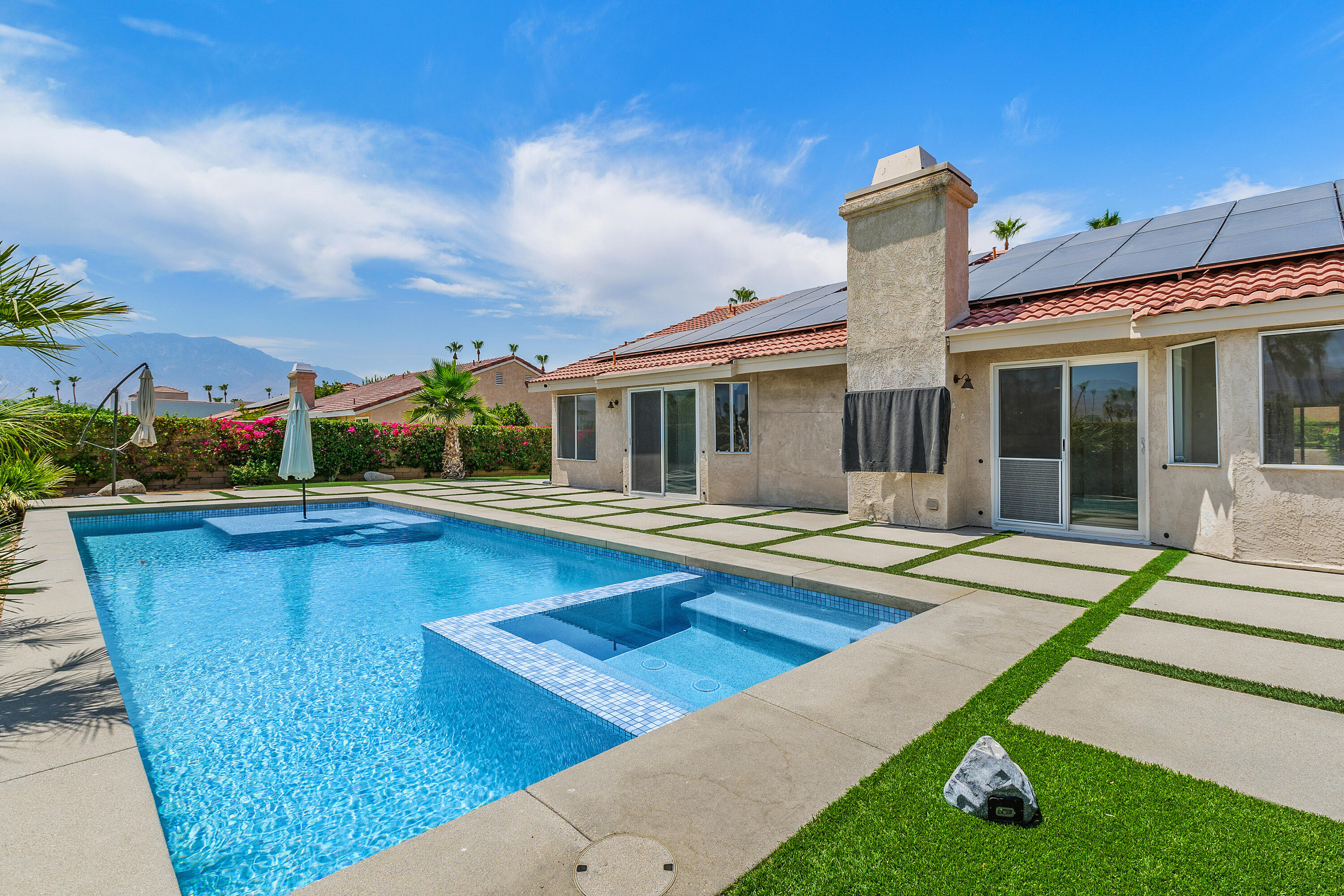 Rancho Mirage, California, 92270, United States, 4 Bedrooms Bedrooms, ,3 BathroomsBathrooms,Residential,For Sale,1927211