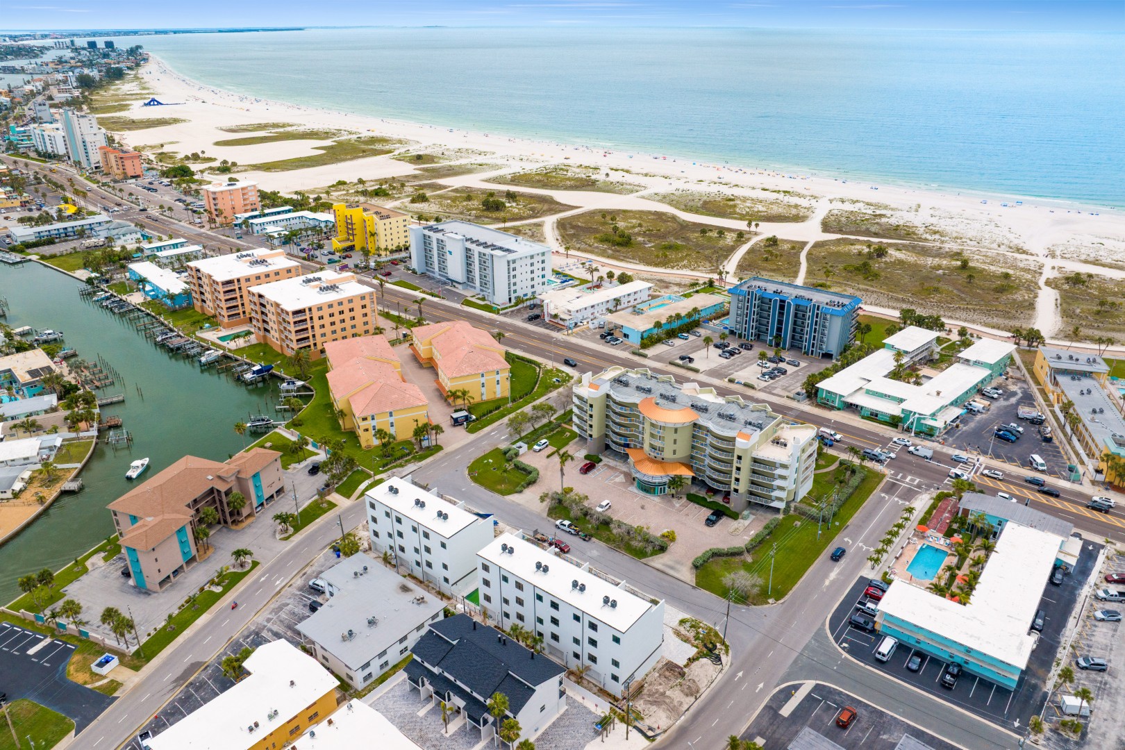 Treasure Island, Florida, 33706, United States, 5 Bedrooms Bedrooms, ,4 BathroomsBathrooms,Residential,For Sale,1888814