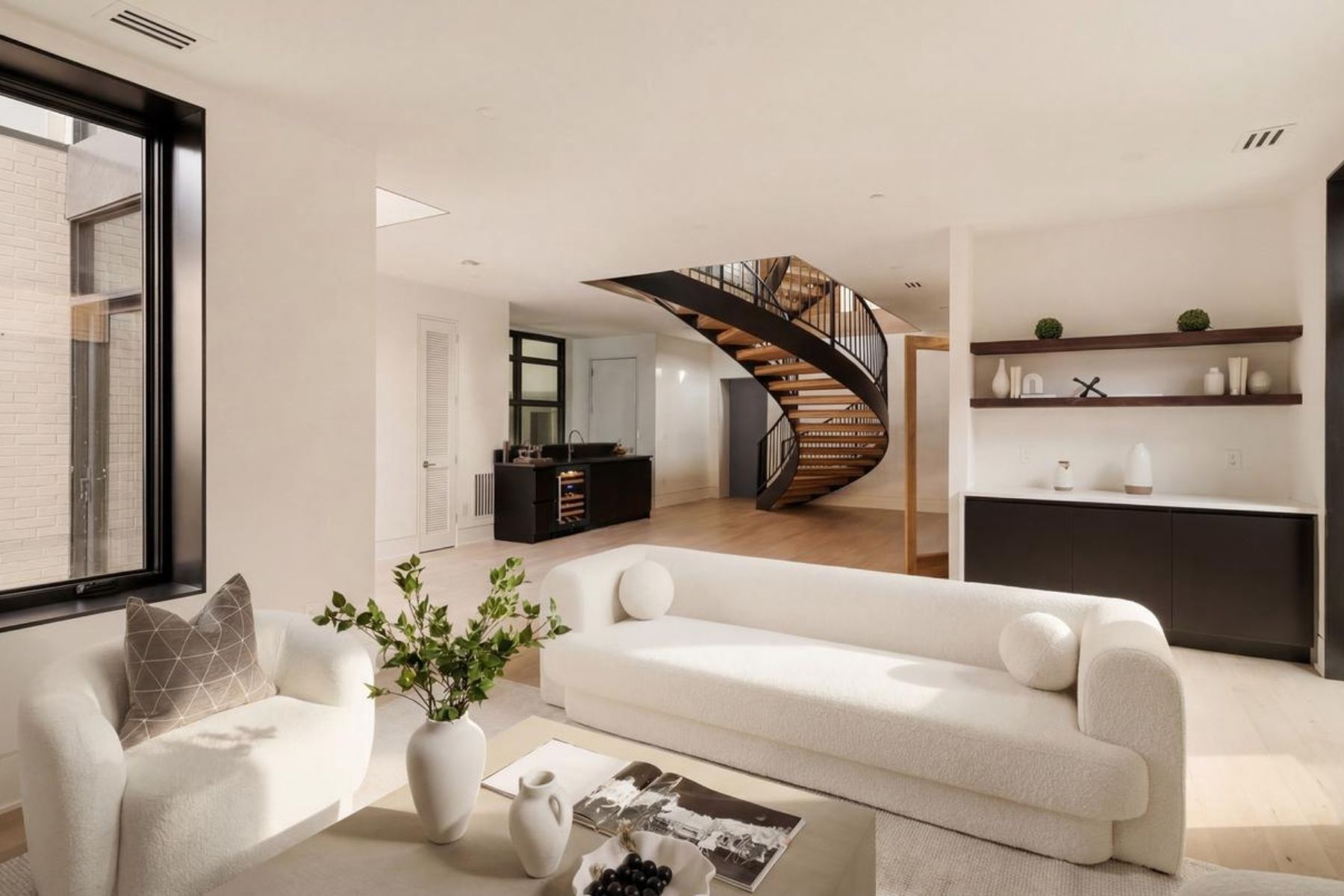 2717 Tennyson Street NW, Washington, DC, 20015 - 物件實景