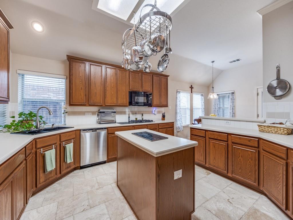 The Colony, Texas, 75056, United States, 4 Bedrooms Bedrooms, ,3 BathroomsBathrooms,Residential,For Sale,1984609