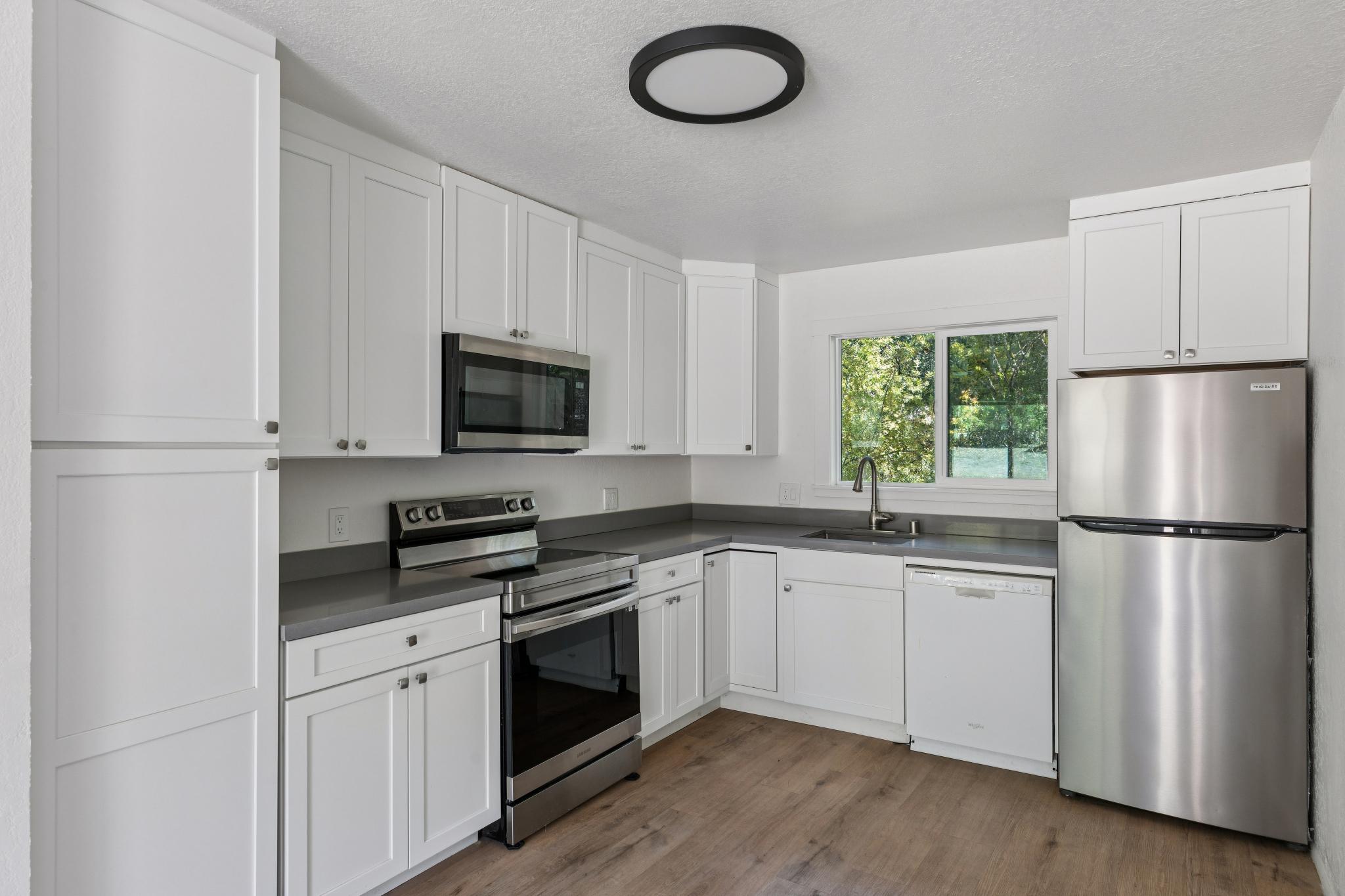  1365 Dawn Hill Road - 物件實景
