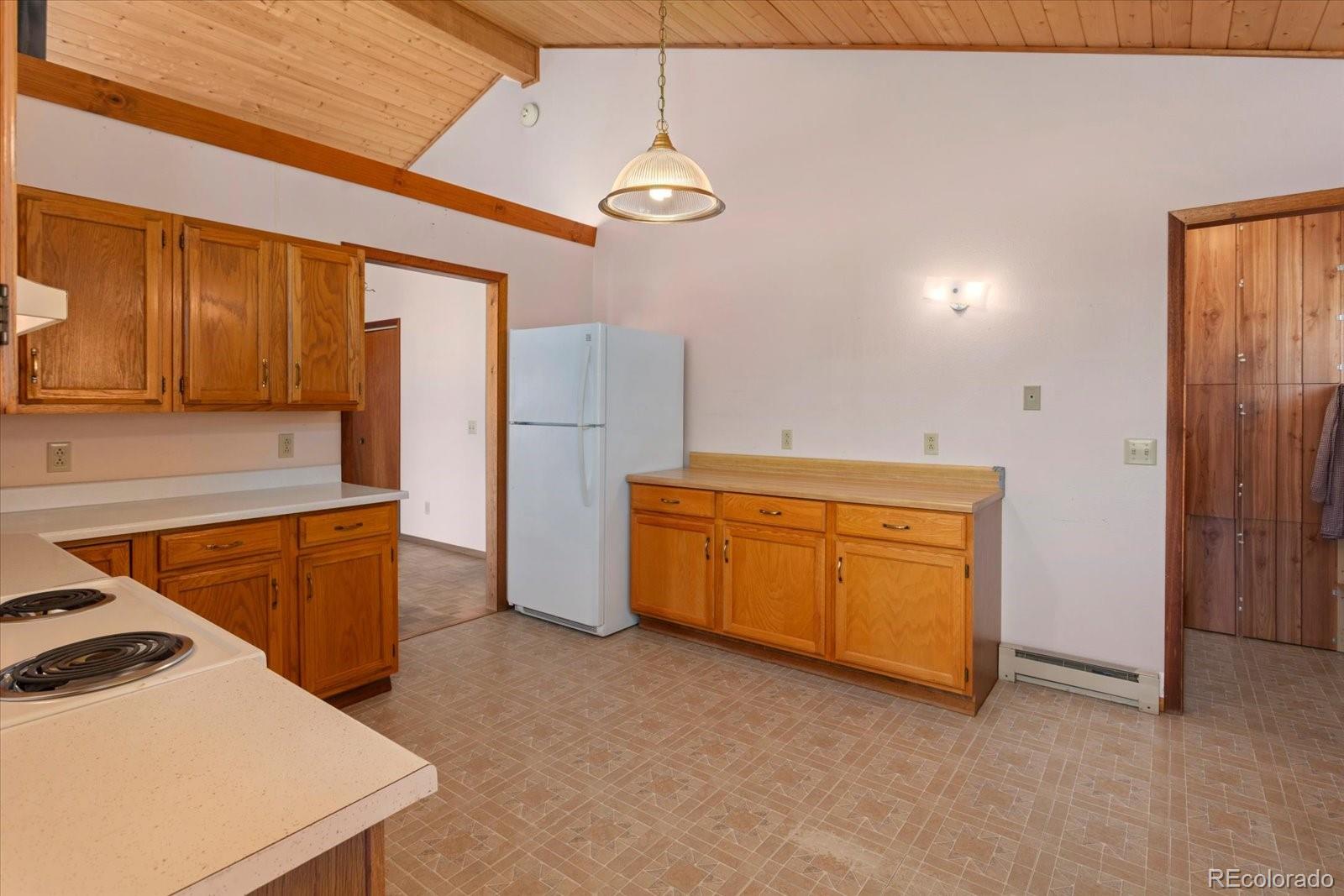 Salida, Colorado, 81201, United States, 3 Bedrooms Bedrooms, ,1 BathroomBathrooms,Residential,For Sale,2043390