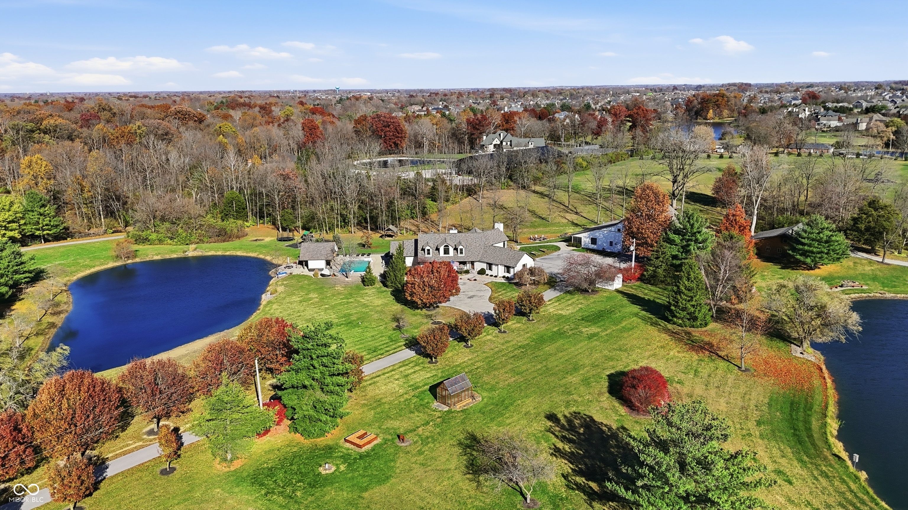 Bargersville, Indiana, 46106, United States, 5 Bedrooms Bedrooms, ,6 BathroomsBathrooms,Residential,For Sale,1992401