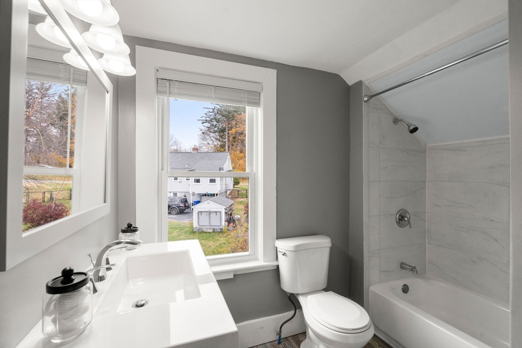 Maynard, Massachusetts, 01754, United States, 3 Bedrooms Bedrooms, ,2 BathroomsBathrooms,Residential,For Sale,1994472