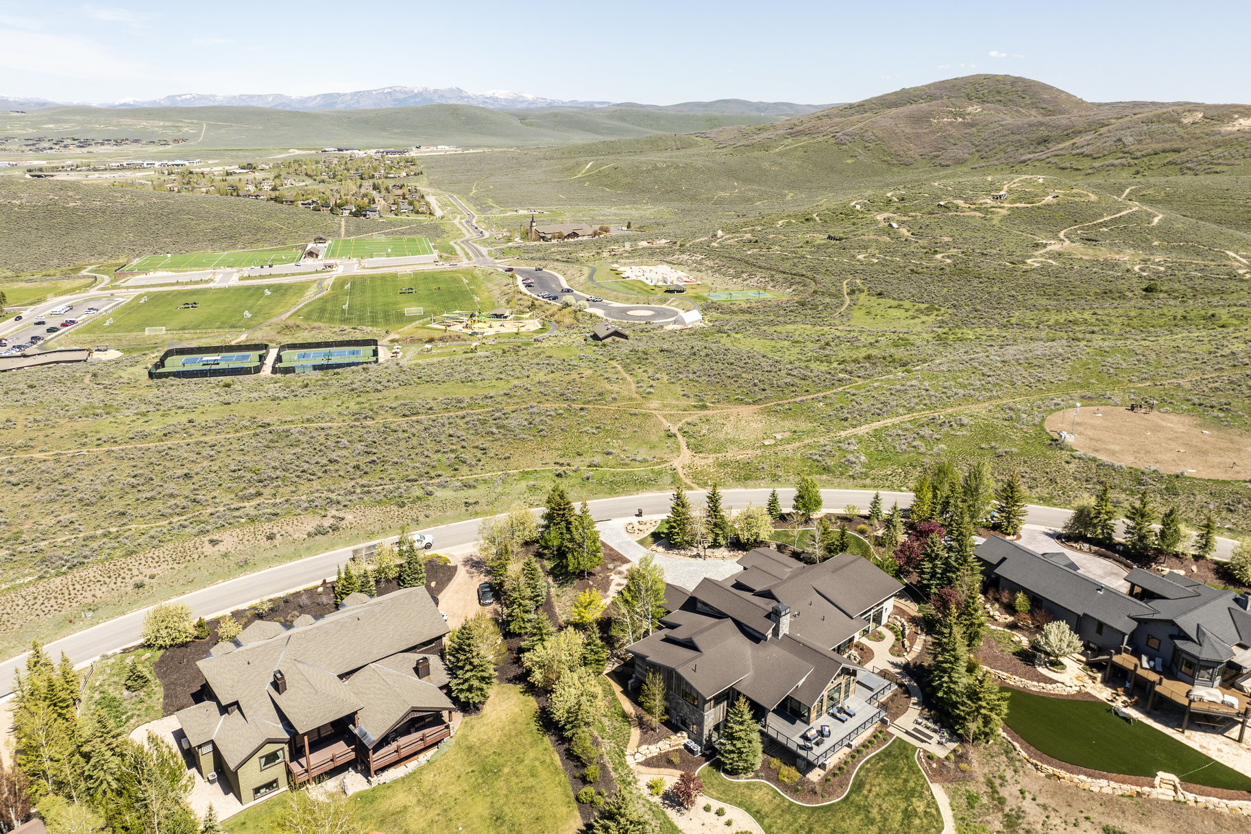  Framed by Panoramic Mountain Views with Access to Round Valley