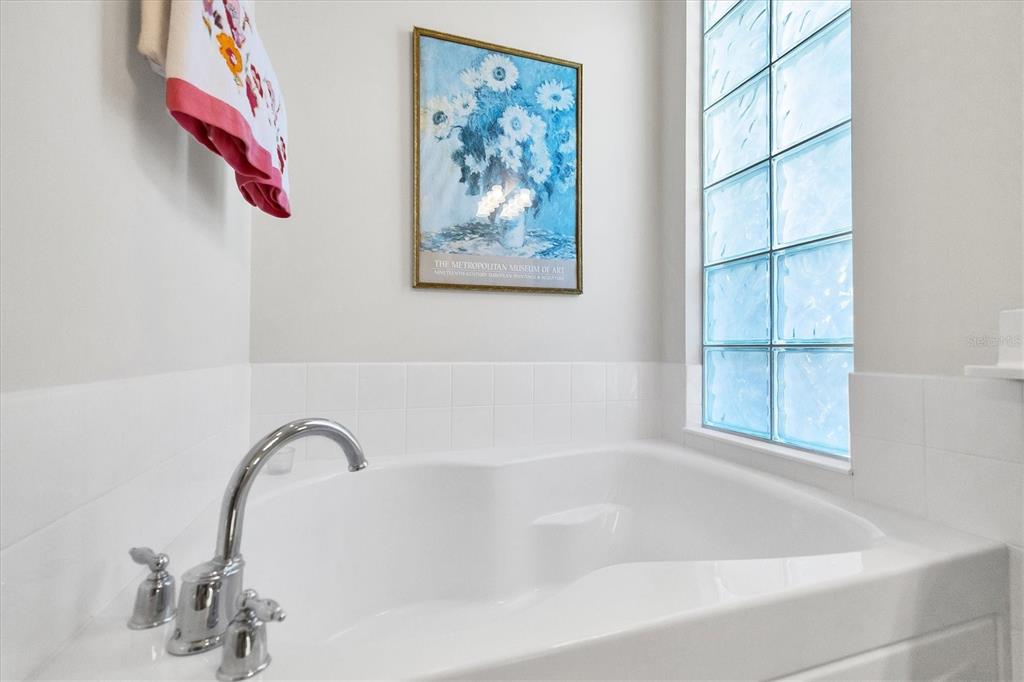 Venice, Florida, 34293, United States, 3 Bedrooms Bedrooms, ,3 BathroomsBathrooms,Residential,For Sale,1691726