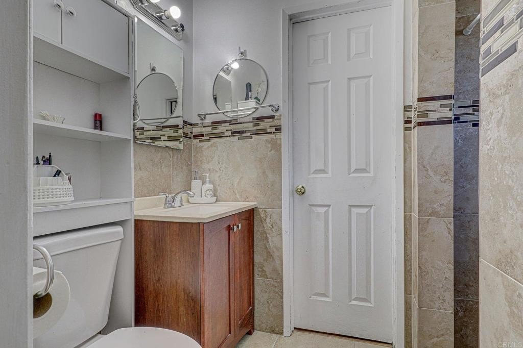 Spring Valley, California, 91977, United States, 3 Bedrooms Bedrooms, ,2 BathroomsBathrooms,Residential,For Sale,1908463