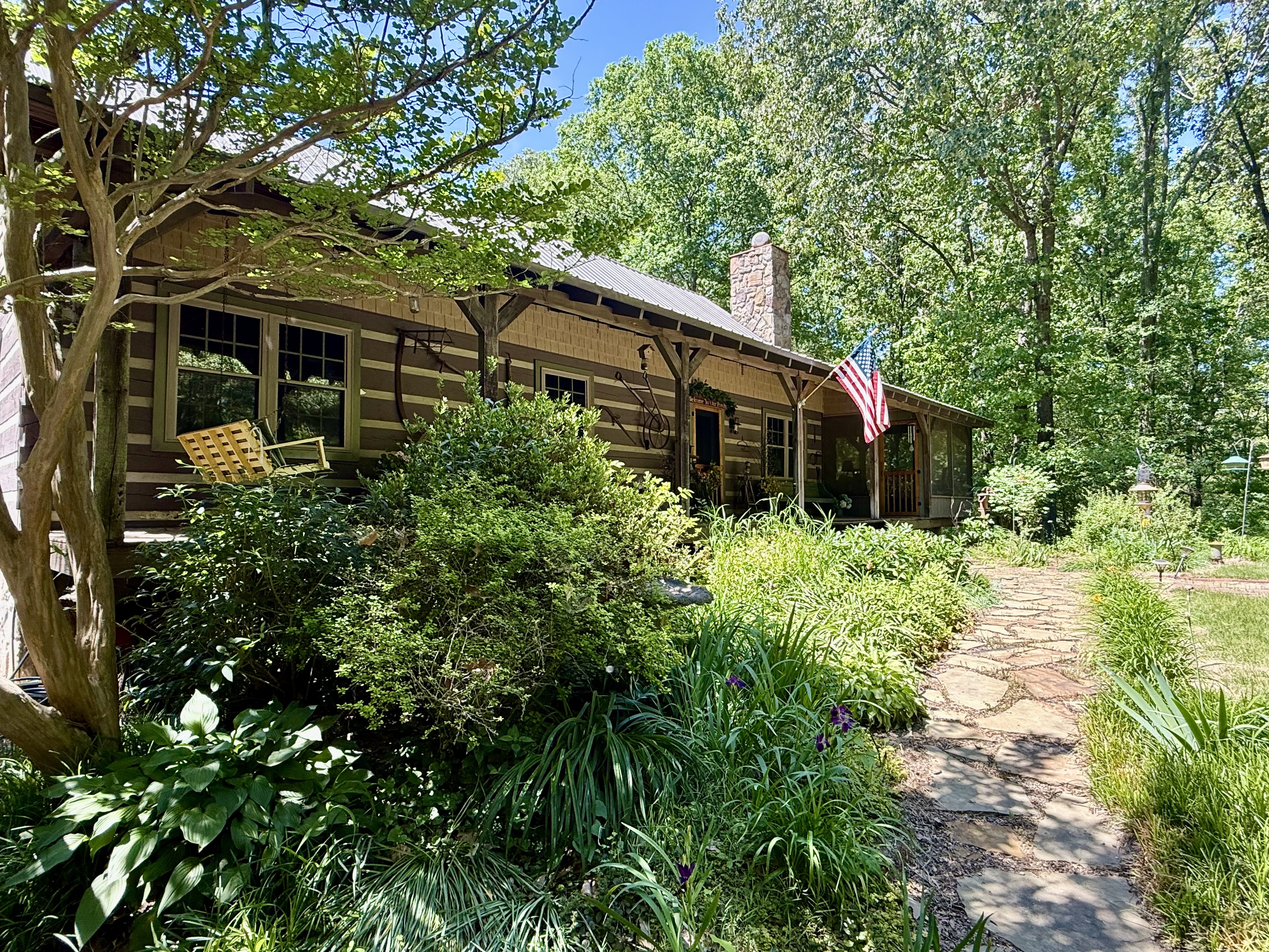 Rives, Tennessee, 38253, United States, 3 Bedrooms Bedrooms, ,2 BathroomsBathrooms,Residential,For Sale,2031987