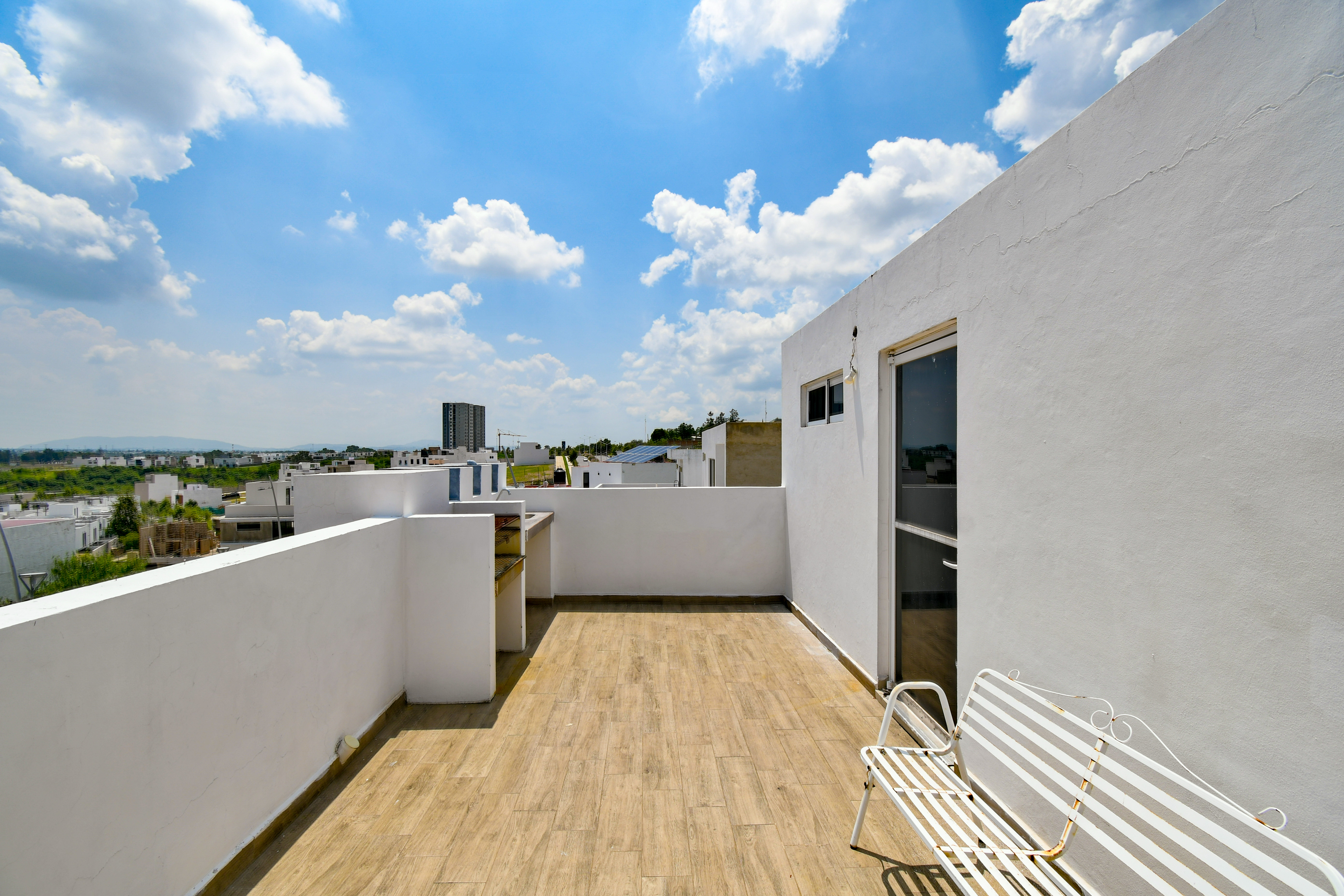  Casa en Venta en Capital Norte  Coto Carrara - 物件實景