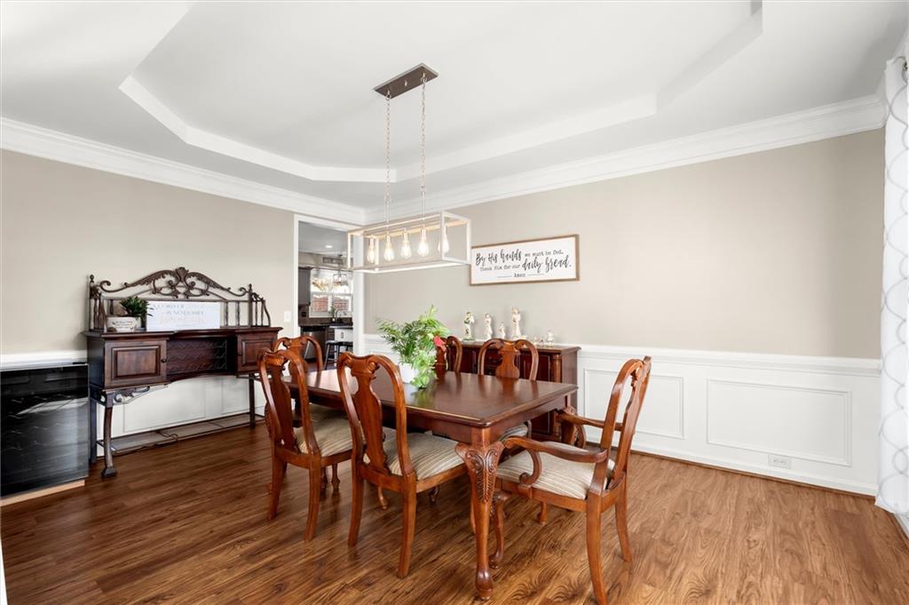 Woodstock, Georgia, 30188, United States, 6 Bedrooms Bedrooms, ,5 BathroomsBathrooms,Residential,For Sale,2009227