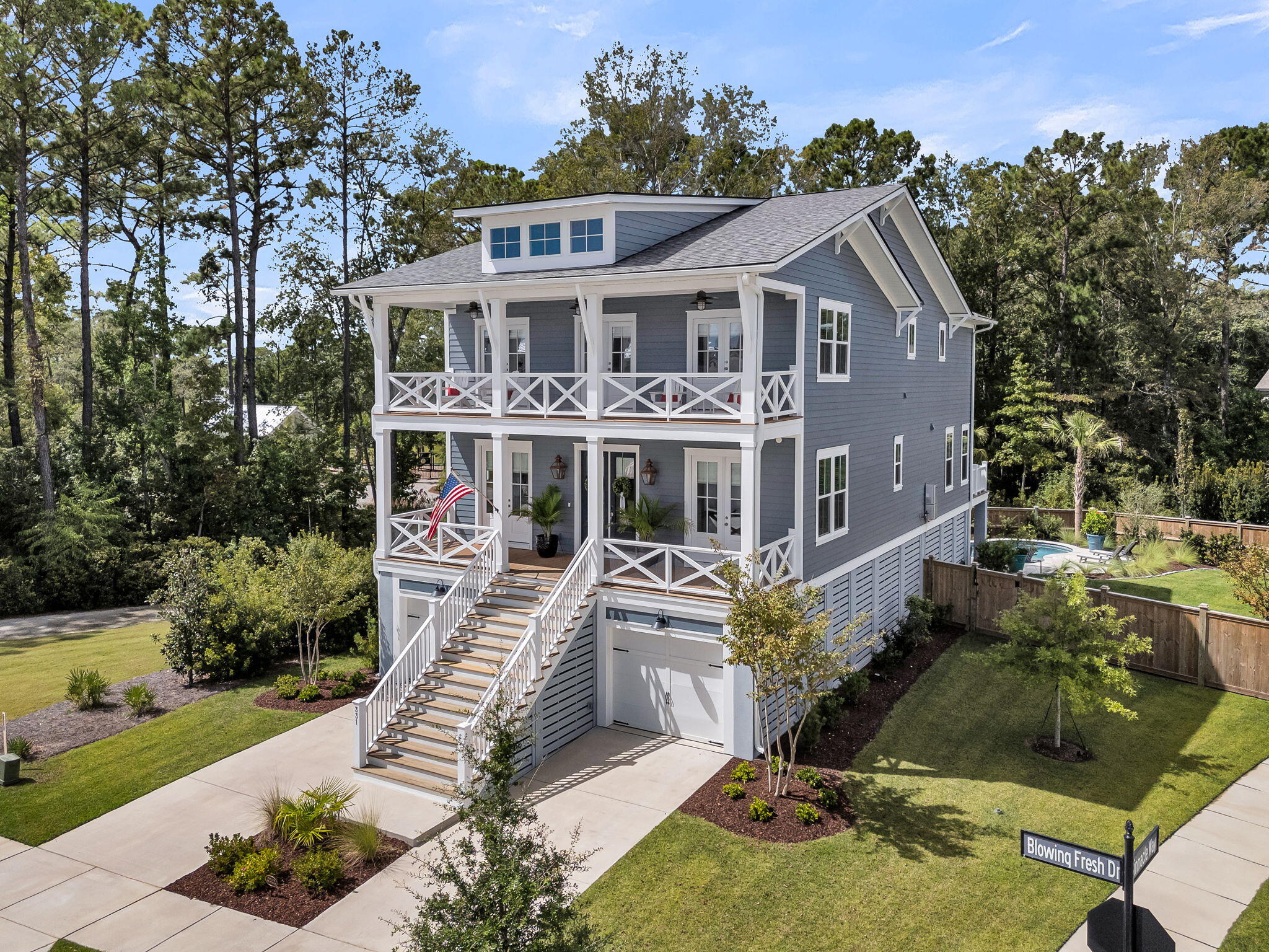 Charleston, South Carolina, 29492, United States, 4 Bedrooms Bedrooms, ,4 BathroomsBathrooms,Residential,For Sale,1979260