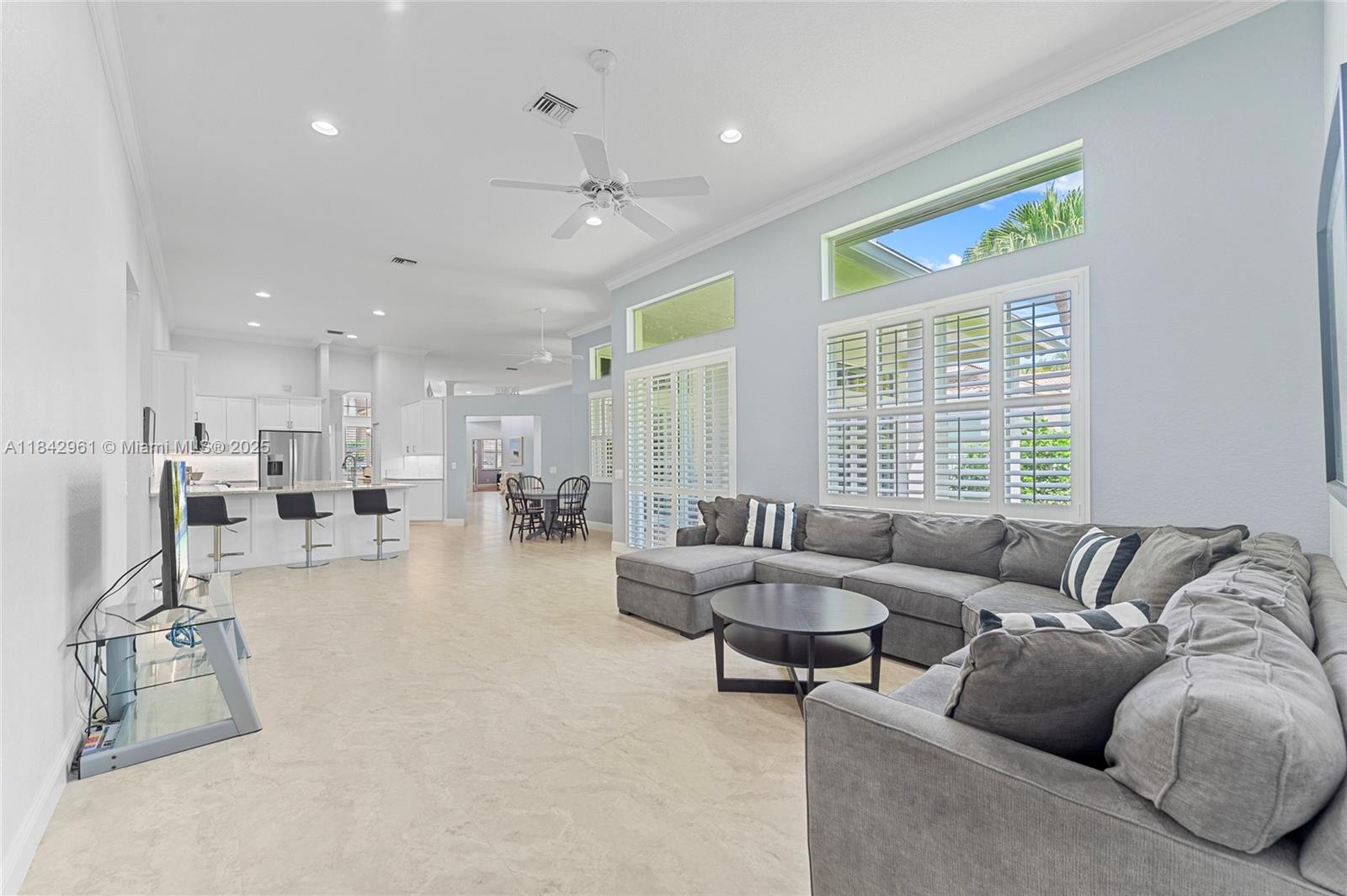 Weston, Florida, 33327, United States, 4 Bedrooms Bedrooms, ,4 BathroomsBathrooms,Residential,For Sale,1900918