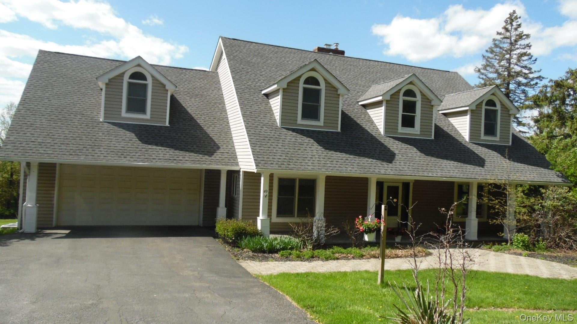 Washingtonville, New York, 10992, United States, 4 Bedrooms Bedrooms, ,4 BathroomsBathrooms,Residential,For Sale,2017576