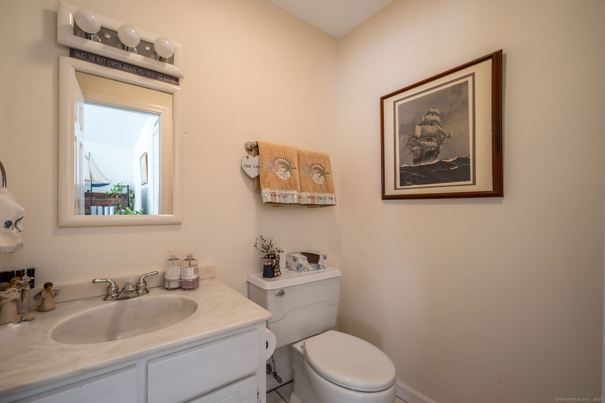 Madison, Connecticut, 06443, United States, 2 Bedrooms Bedrooms, ,3 BathroomsBathrooms,Residential,For Sale,1988071