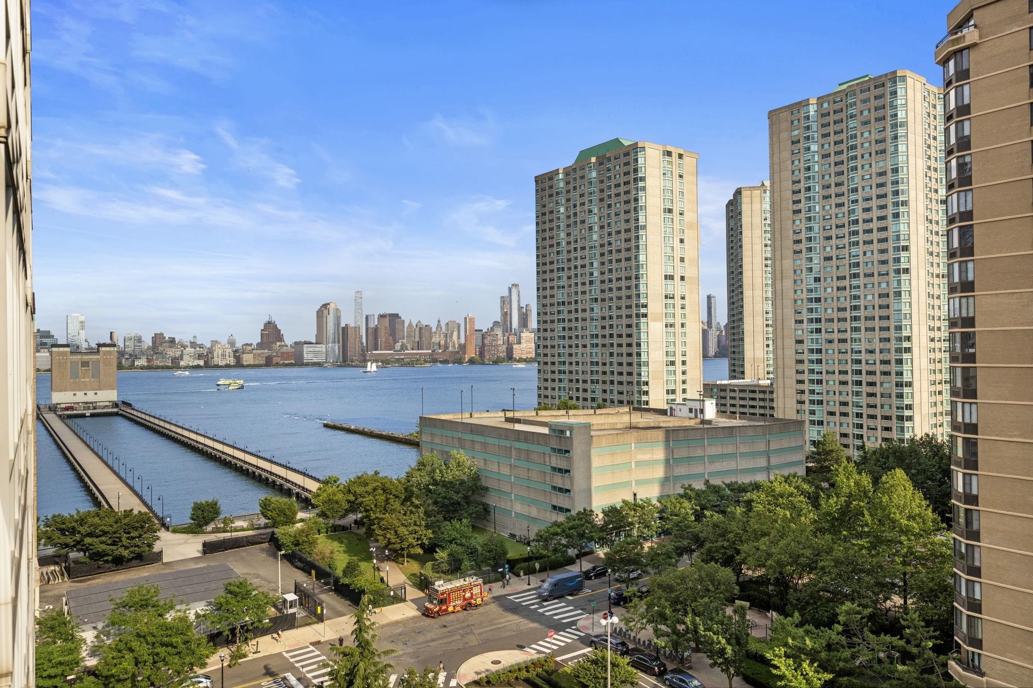 Jersey City, New Jersey, 07310, United States, 2 Bedrooms Bedrooms, ,2 BathroomsBathrooms,Residential,For Sale,1874794