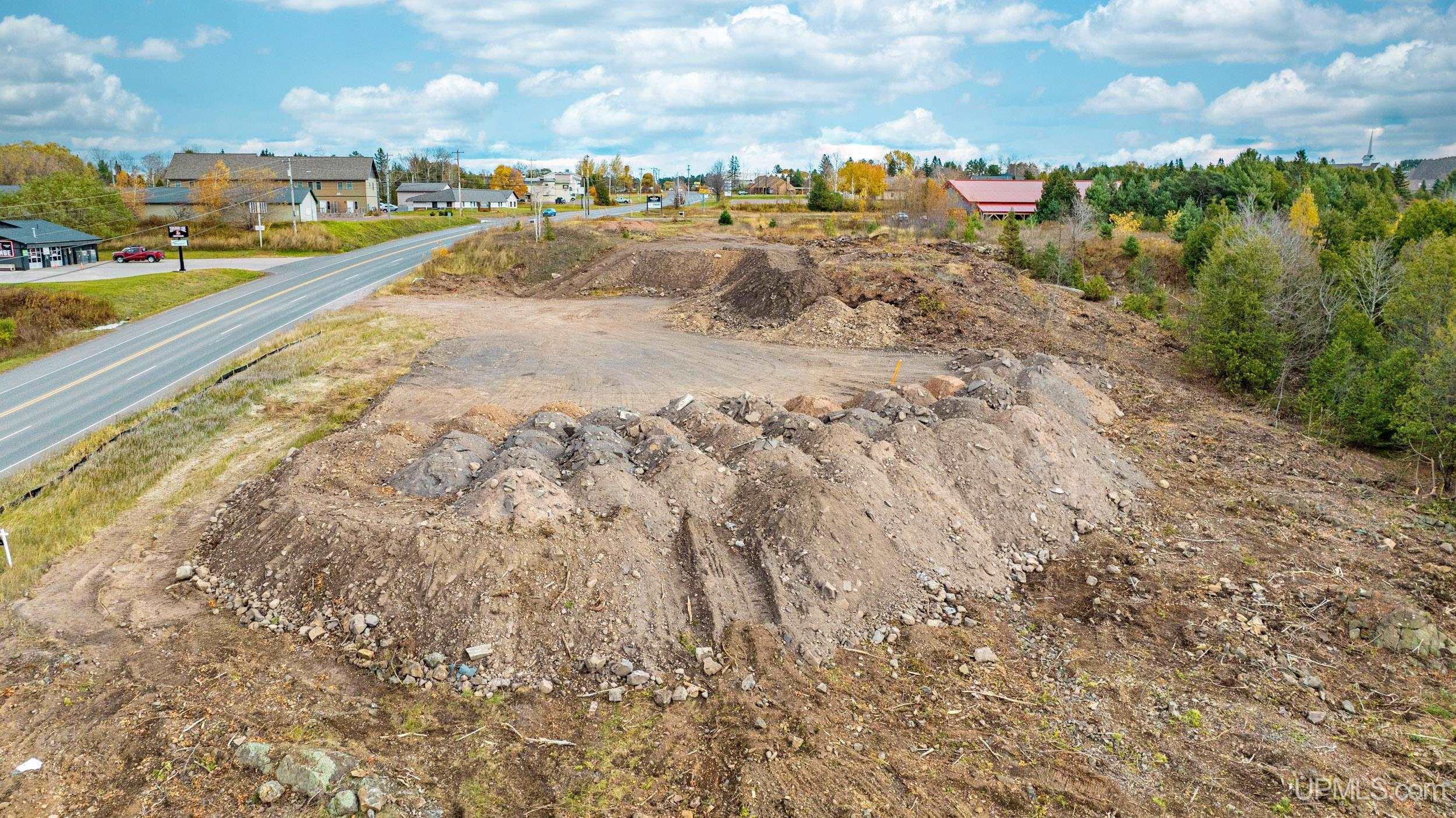 Houghton, Michigan, 49931, United States, ,Residential,For Sale,1923073