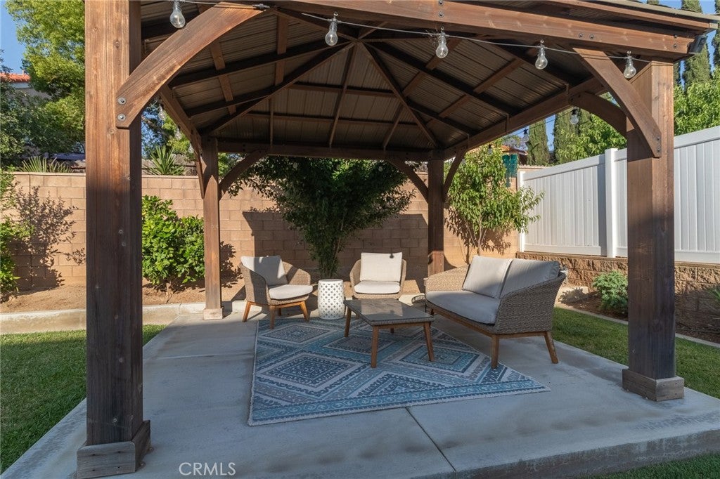 Redlands, California, 92374, United States, 5 Bedrooms Bedrooms, ,4 BathroomsBathrooms,Residential,For Sale,1974798