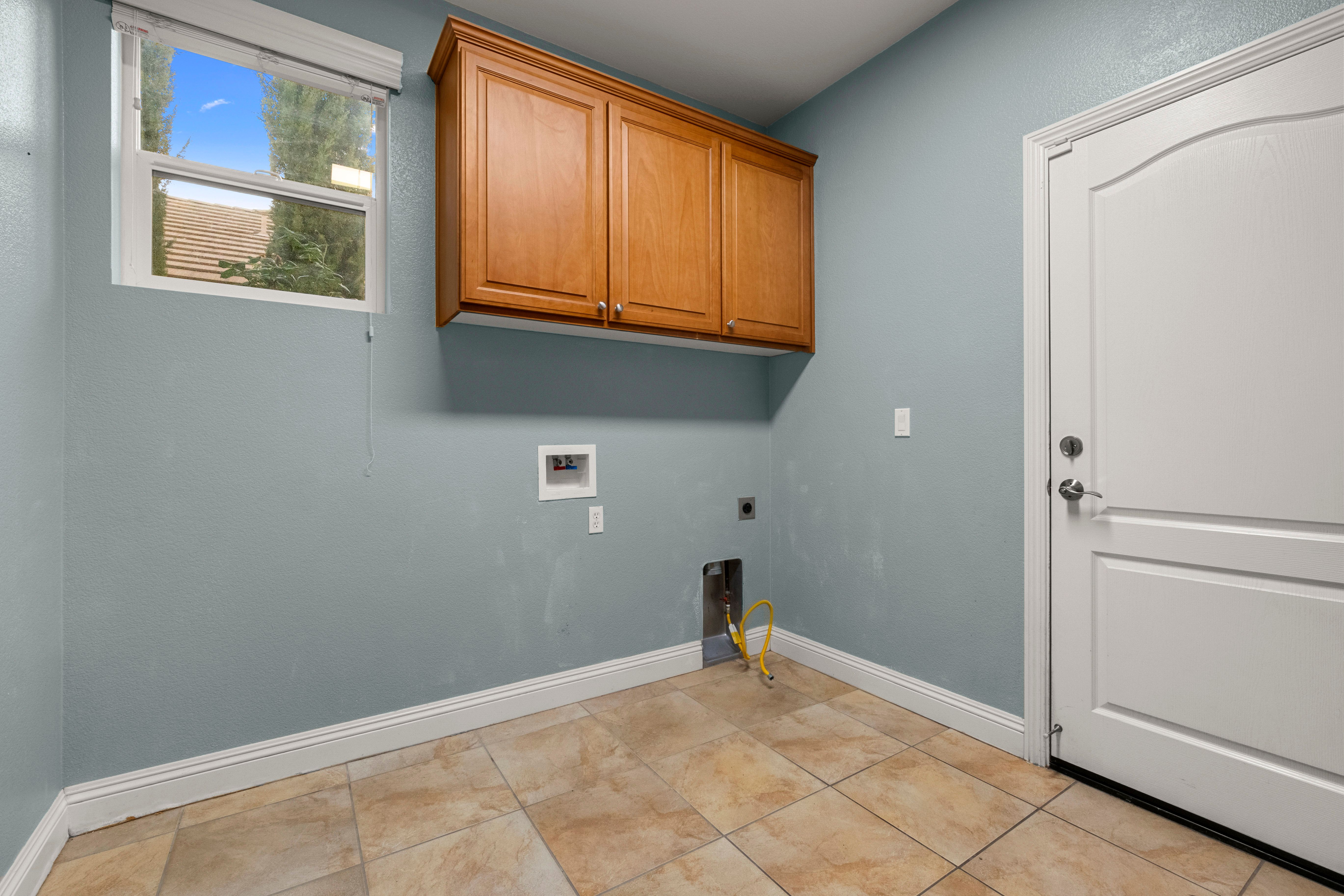  2564 Summerland Way, Roseville, CA 95747 - 物件實景