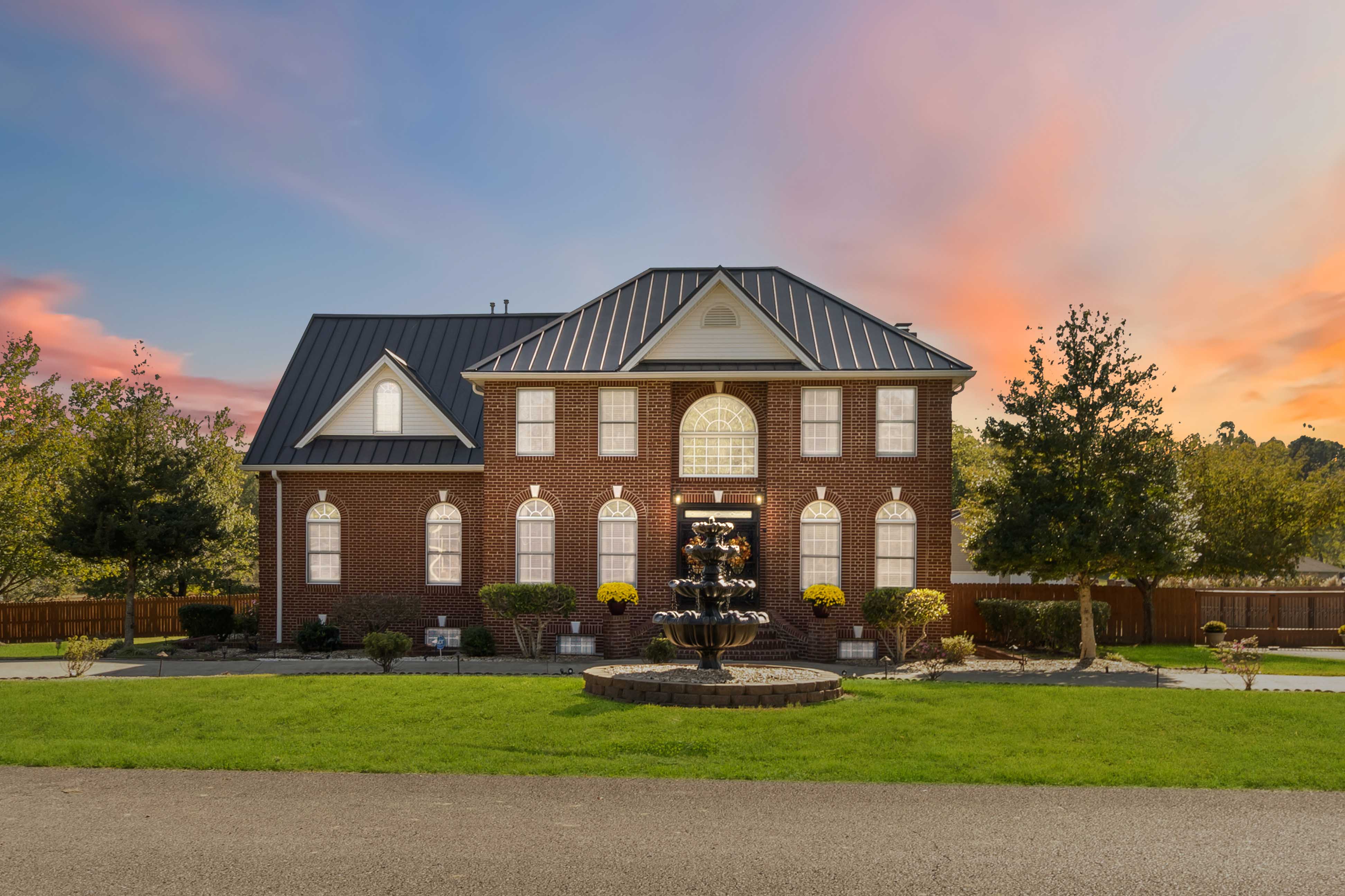 Corbin, Kentucky, 40701, United States, 10 Bedrooms Bedrooms, ,10 BathroomsBathrooms,Residential,For Sale,2045209