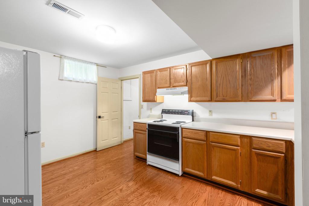 Fredericksburg, Virginia, 22407, United States, 4 Bedrooms Bedrooms, ,4 BathroomsBathrooms,Residential,For Sale,1849962