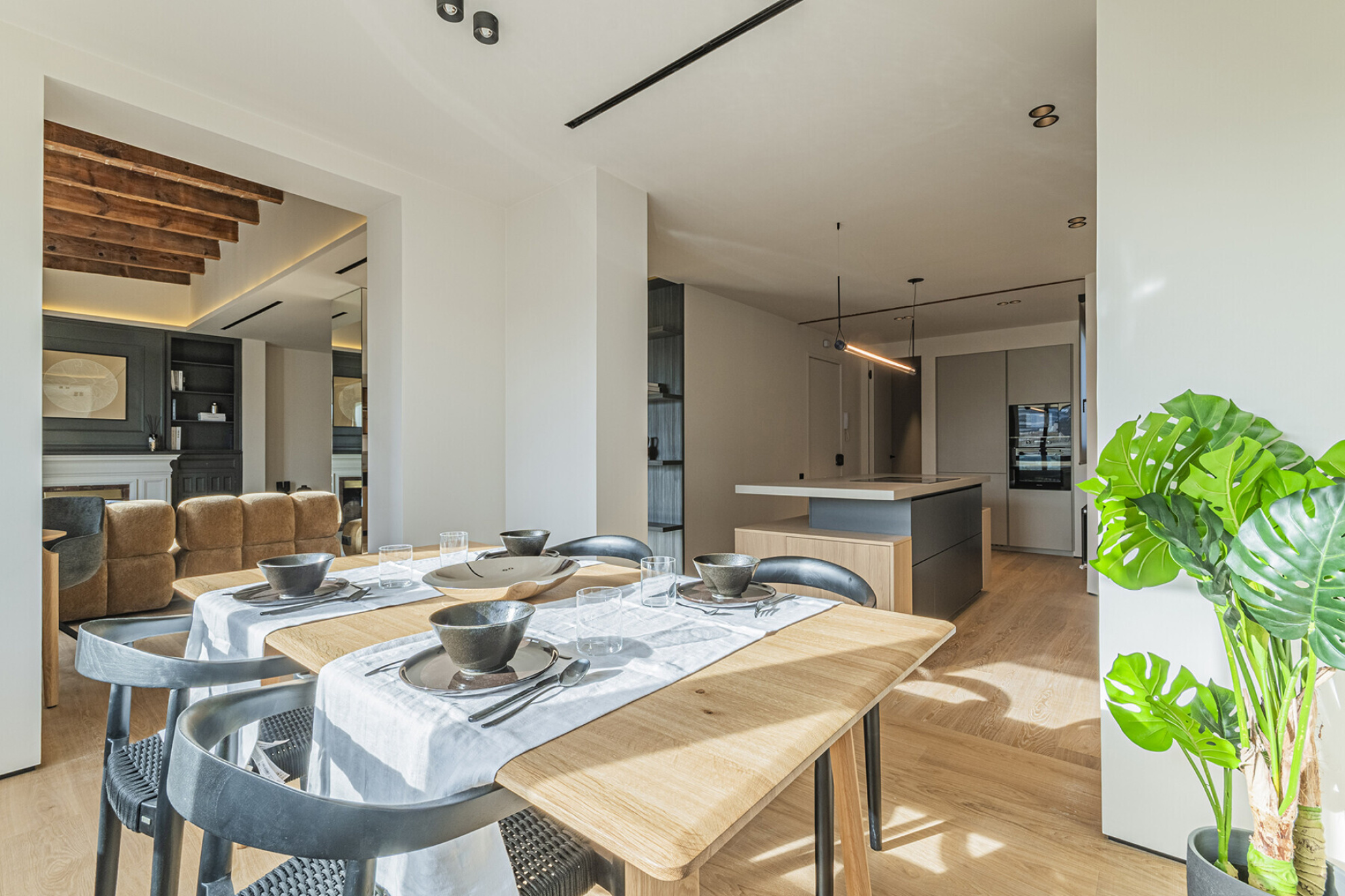  Penthouse with Terrace in Galvany: Exclusivity and Light - 物件實景