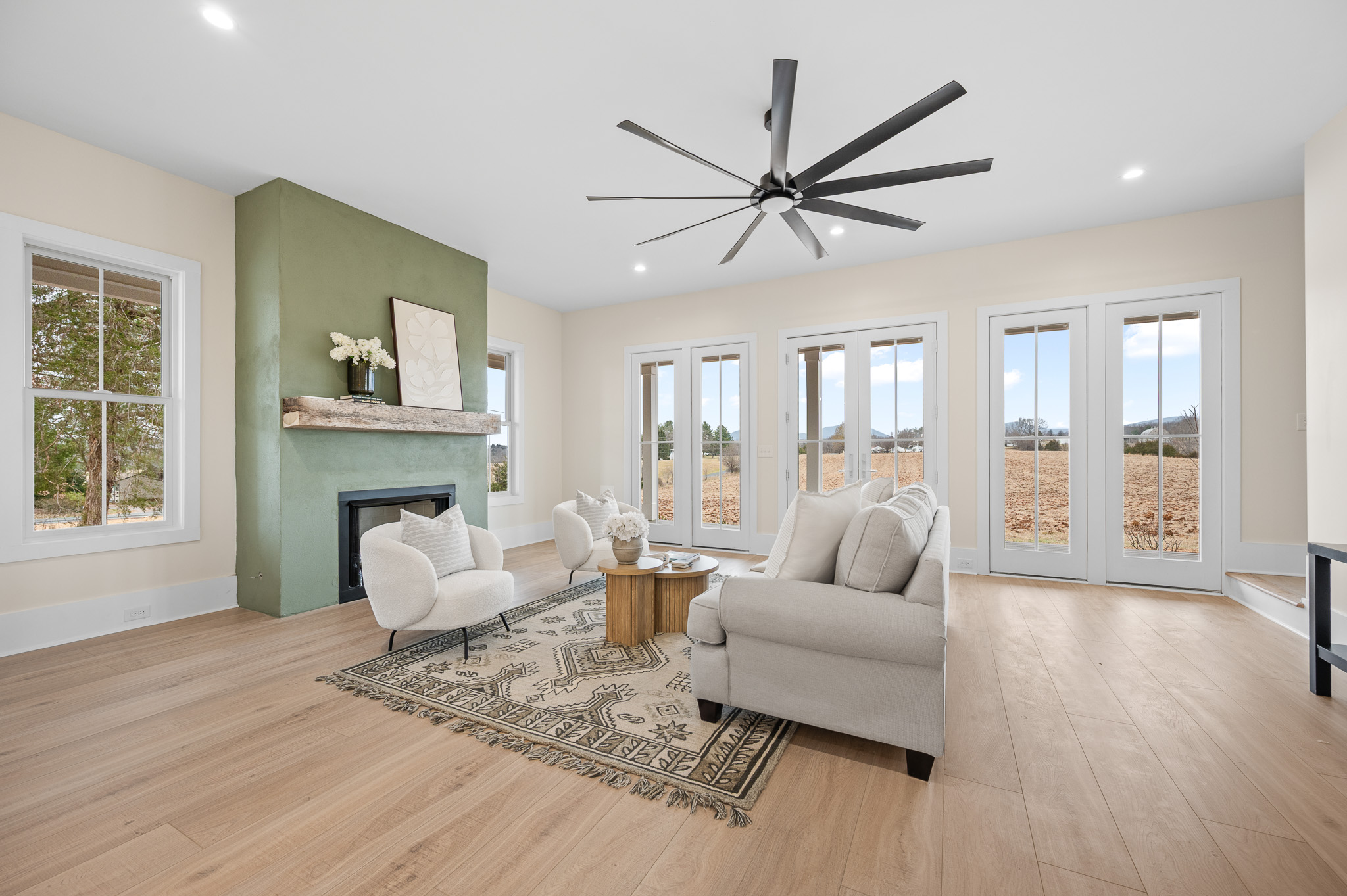 Goode, Virginia, 24556, United States, 3 Bedrooms Bedrooms, ,3 BathroomsBathrooms,Residential,For Sale,2005449