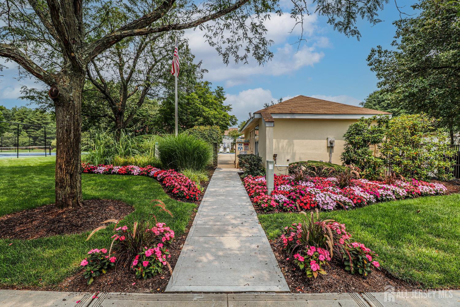 Sayreville, New Jersey, 08859, United States, 2 Bedrooms Bedrooms, ,3 BathroomsBathrooms,Residential,For Sale,1963206