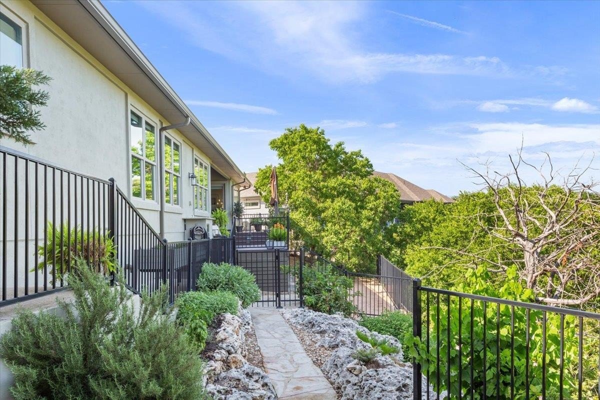 Georgetown, Texas, 78628, United States, 3 Bedrooms Bedrooms, ,3 BathroomsBathrooms,Residential,For Sale,1978872