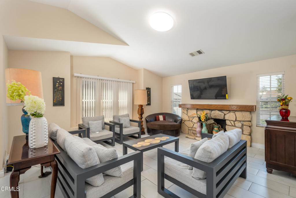 Oxnard, California, 93030, United States, 3 Bedrooms Bedrooms, ,3 BathroomsBathrooms,Residential,For Sale,1979295