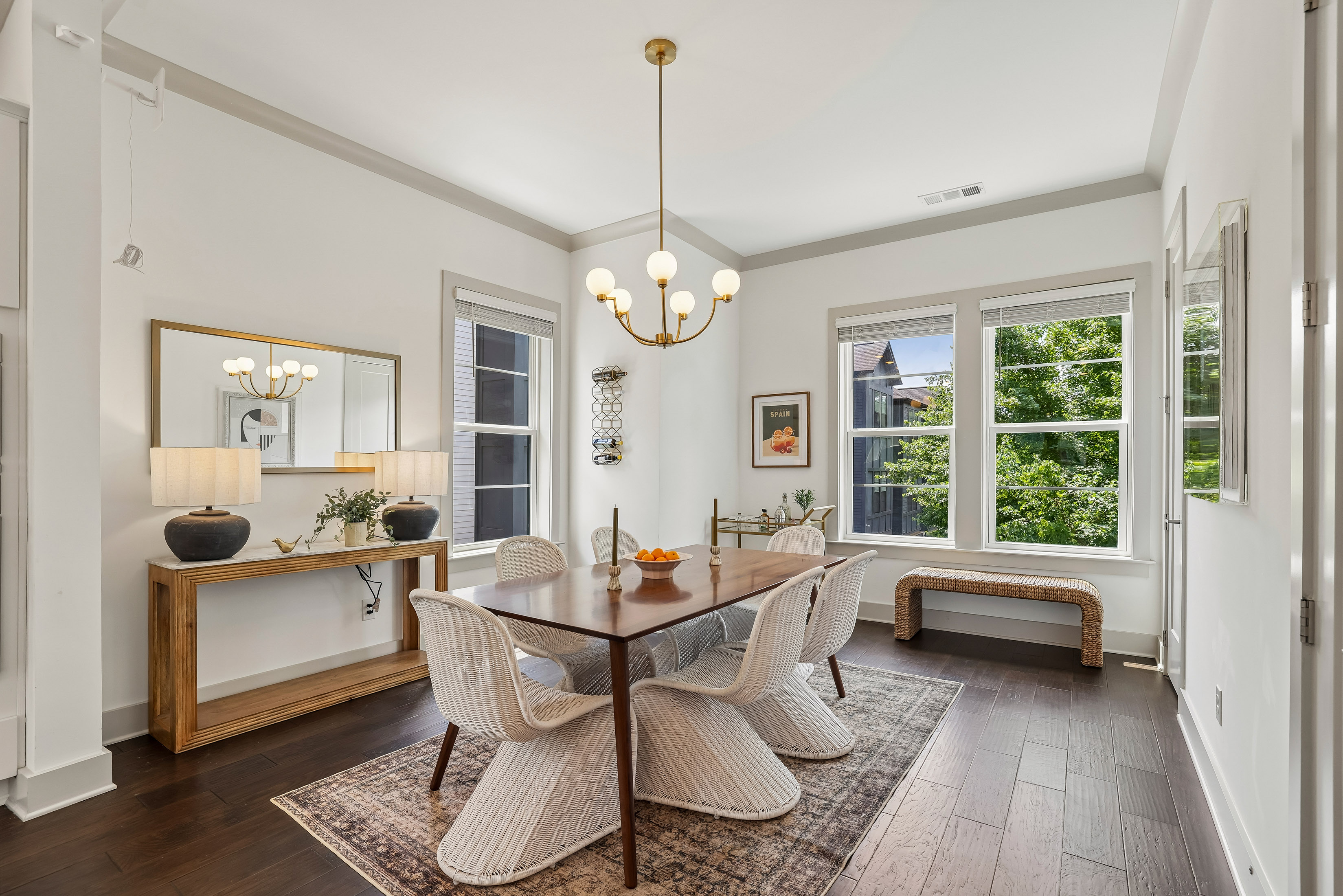  Sunlit Corner Unit Townhome with a Private Rooftop Terrace - 物件實景