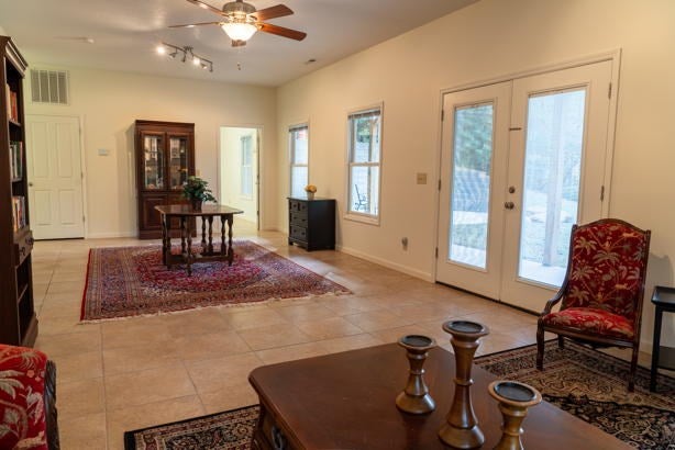 Murphy, North Carolina, 28906, United States, 4 Bedrooms Bedrooms, ,4 BathroomsBathrooms,Residential,For Sale,1989693