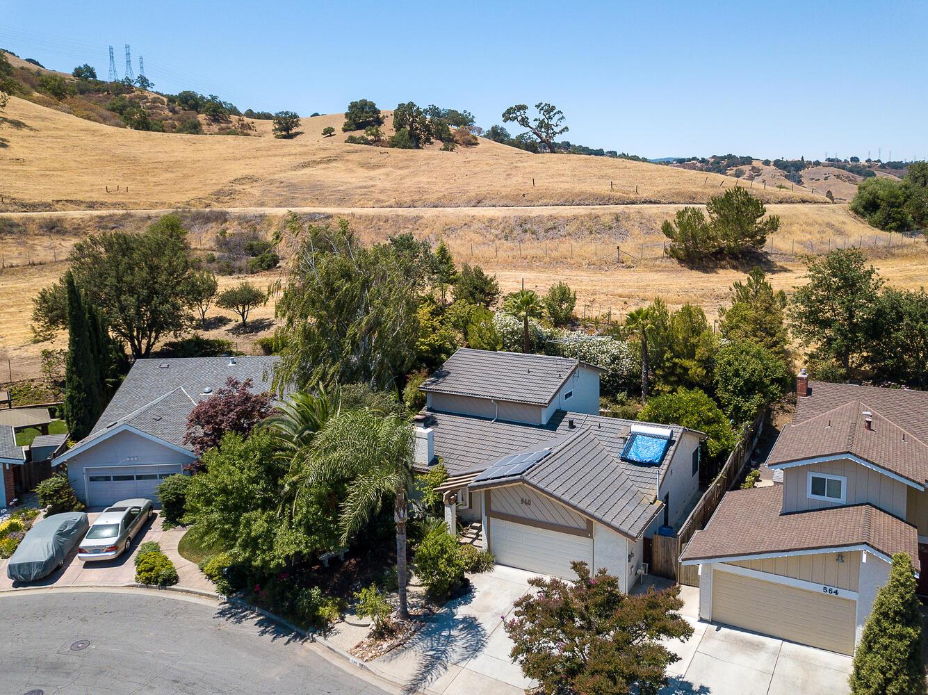 San Jose - Blossom Valley, California, 95123, United States, 4 Bedrooms Bedrooms, ,2 BathroomsBathrooms,Residential,For Sale,1732910