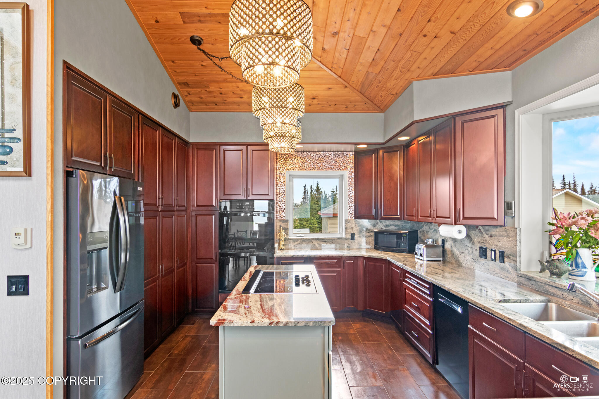 Kenai, Alaska, 99611, United States, 4 Bedrooms Bedrooms, ,5 BathroomsBathrooms,Residential,For Sale,1974536