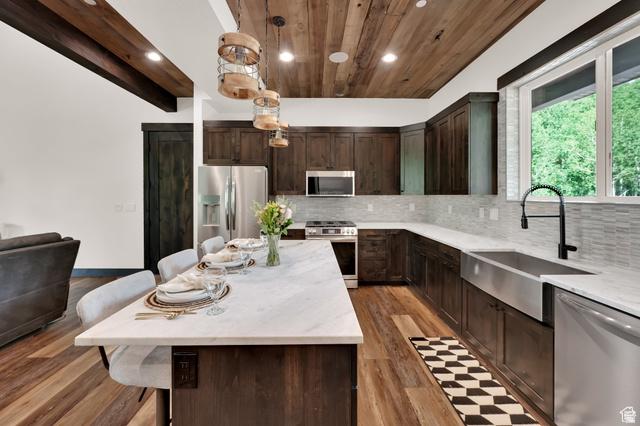 Heber City, Utah, 84032, United States, 4 Bedrooms Bedrooms, ,4 BathroomsBathrooms,Residential,For Sale,2012553