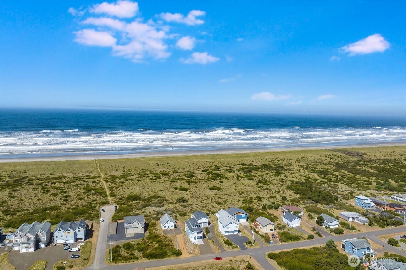 OCEAN SHORES, Washington, 98569, United States, 3 Bedrooms Bedrooms, ,3 BathroomsBathrooms,Residential,For Sale,1918450
