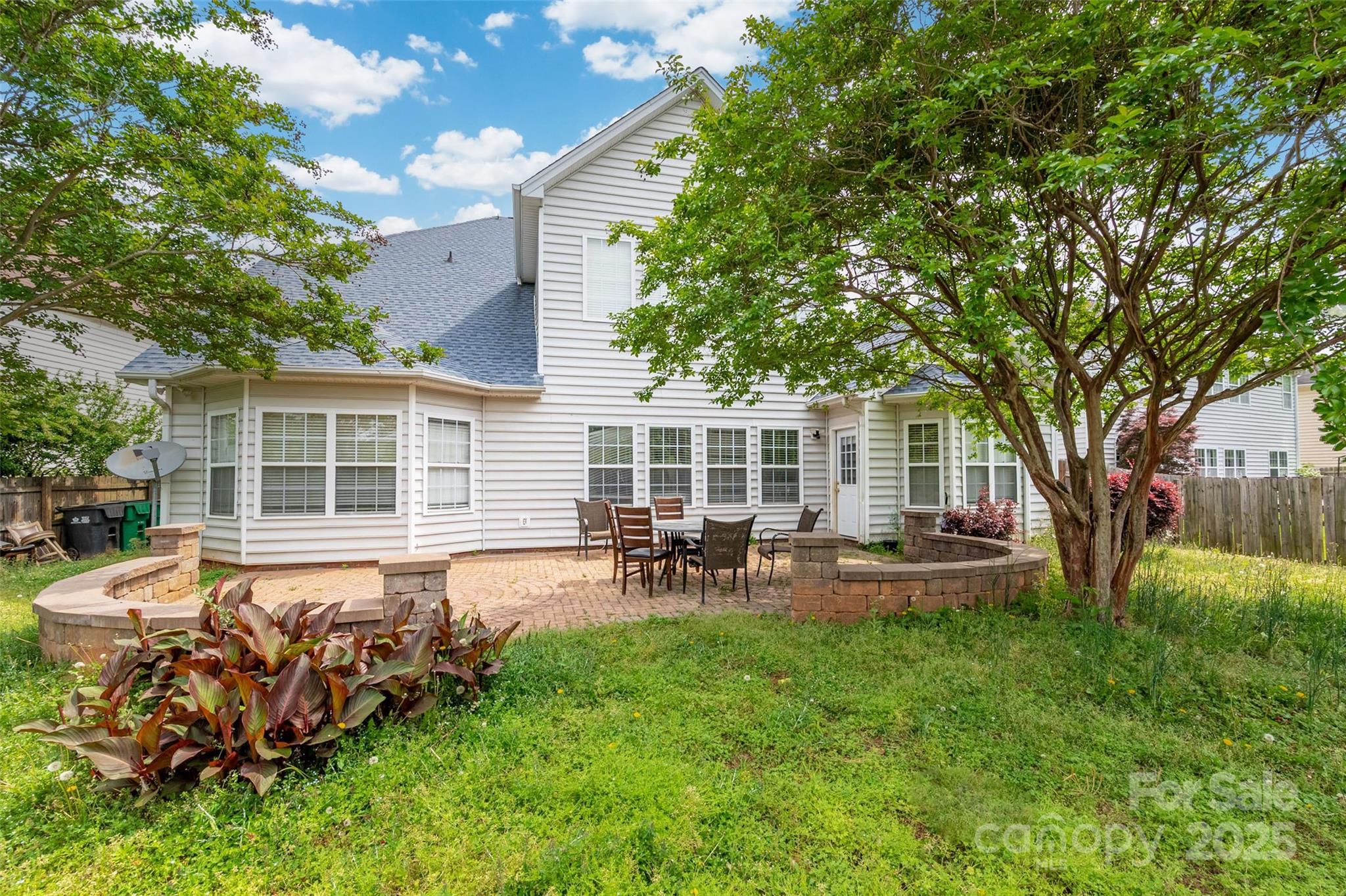 Charlotte, North Carolina, 28213, United States, 4 Bedrooms Bedrooms, ,3 BathroomsBathrooms,Residential,For Sale,1794508