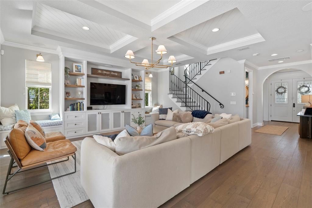 Lake Mary, Florida, 32746, United States, 4 Bedrooms Bedrooms, ,5 BathroomsBathrooms,Residential,For Sale,1998776