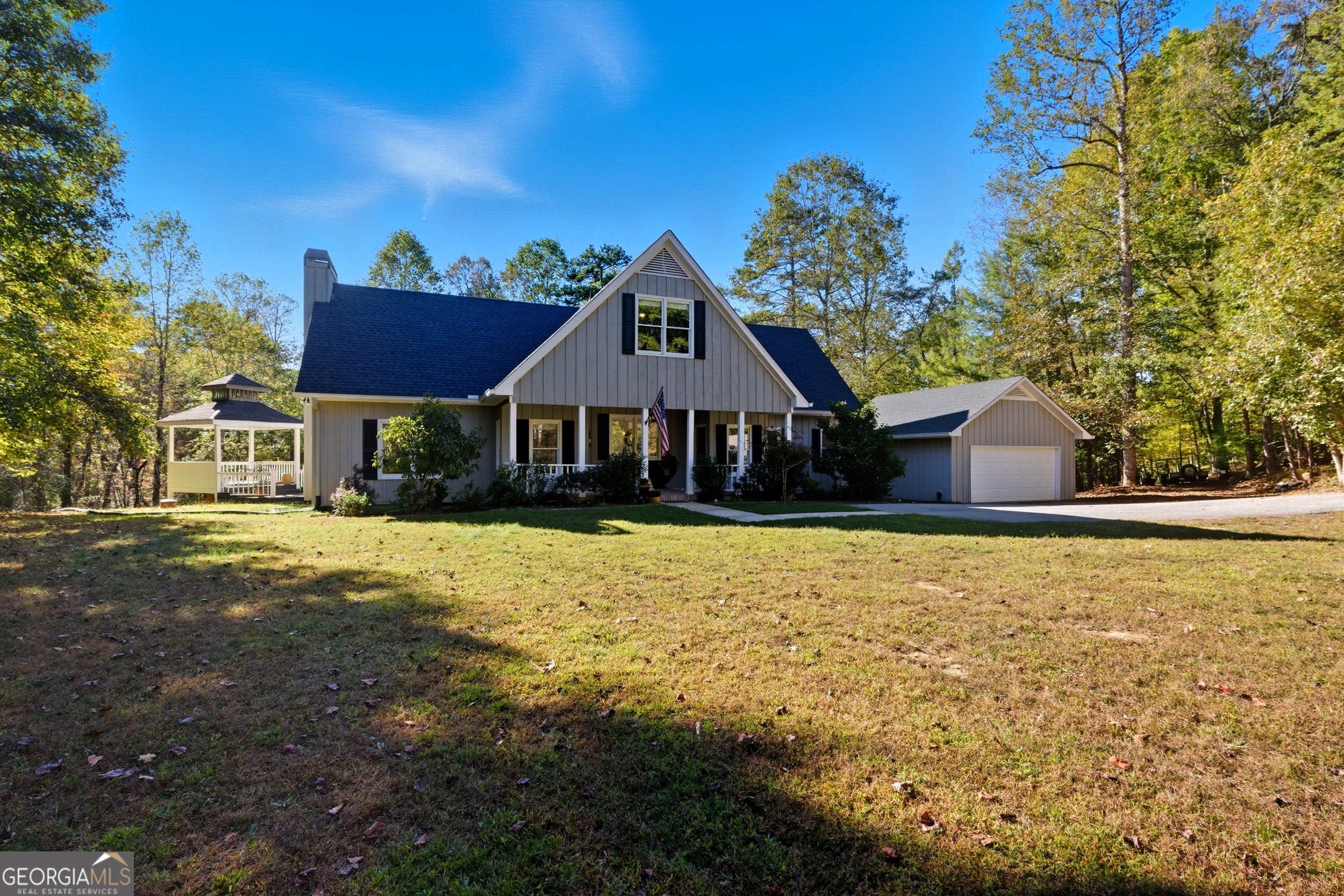Clarkesville, Georgia, 30523, United States, 4 Bedrooms Bedrooms, ,4 BathroomsBathrooms,Residential,For Sale,1975876