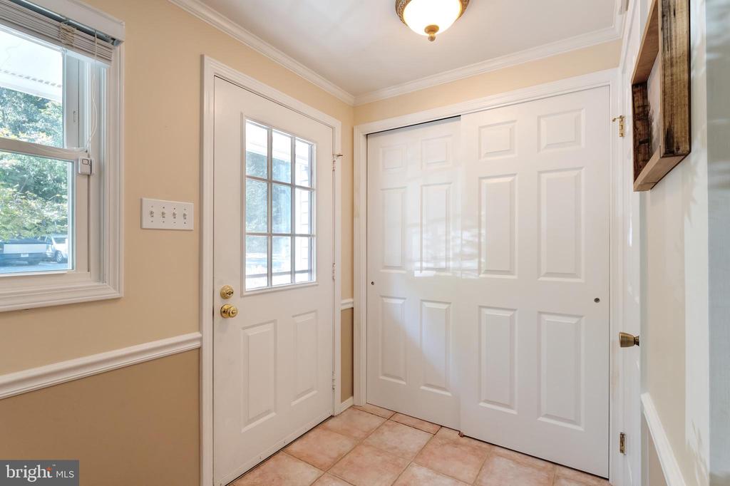 Reston, Virginia, 20194, United States, 3 Bedrooms Bedrooms, ,4 BathroomsBathrooms,Residential,For Sale,1942632