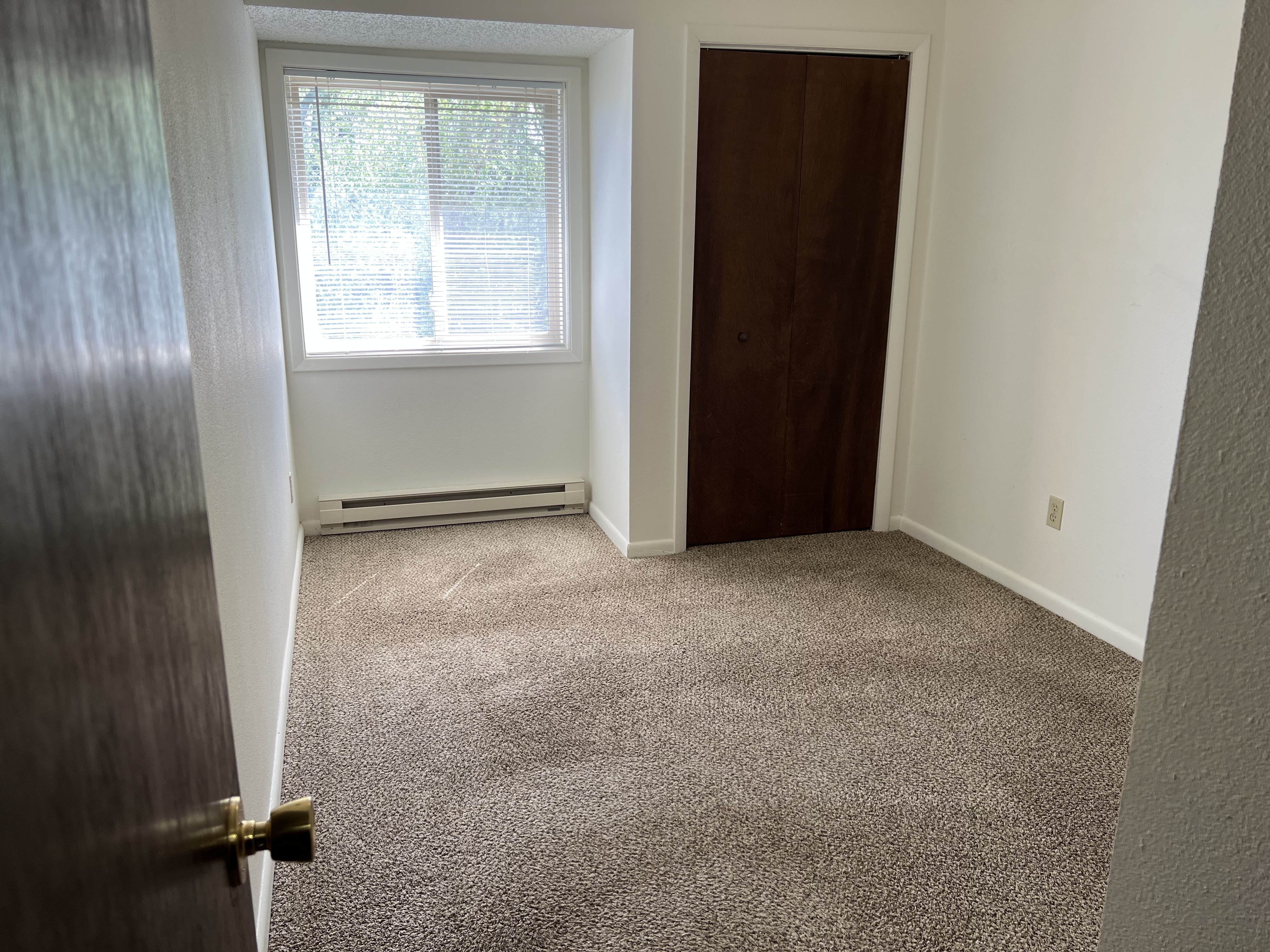 Sheridan, Wyoming, 82801, United States, 3 Bedrooms Bedrooms, ,2 BathroomsBathrooms,Residential,For Sale,1928698