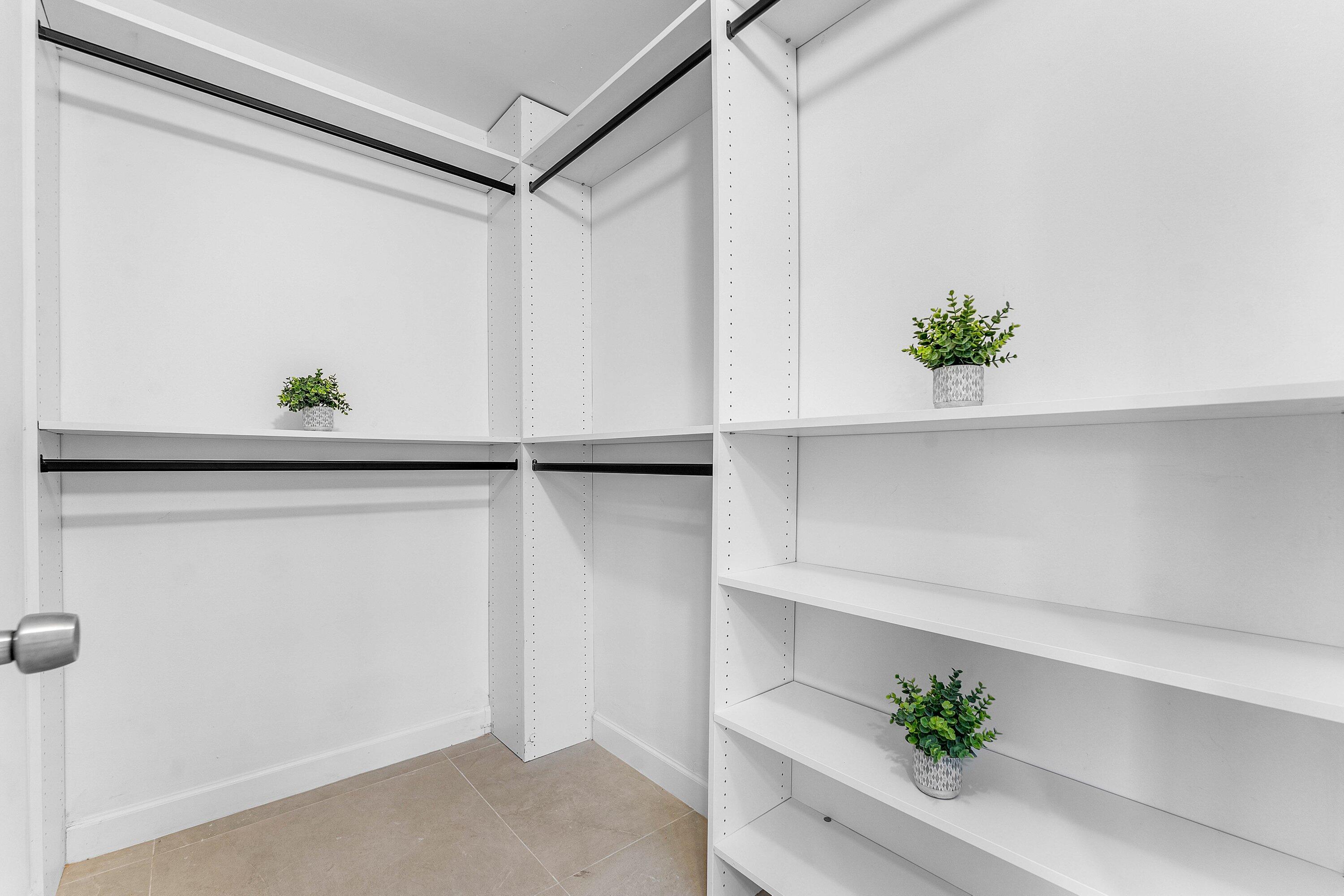 Delray Beach, Florida, 33483, United States, 4 Bedrooms Bedrooms, ,2 BathroomsBathrooms,Residential,For Sale,1987972