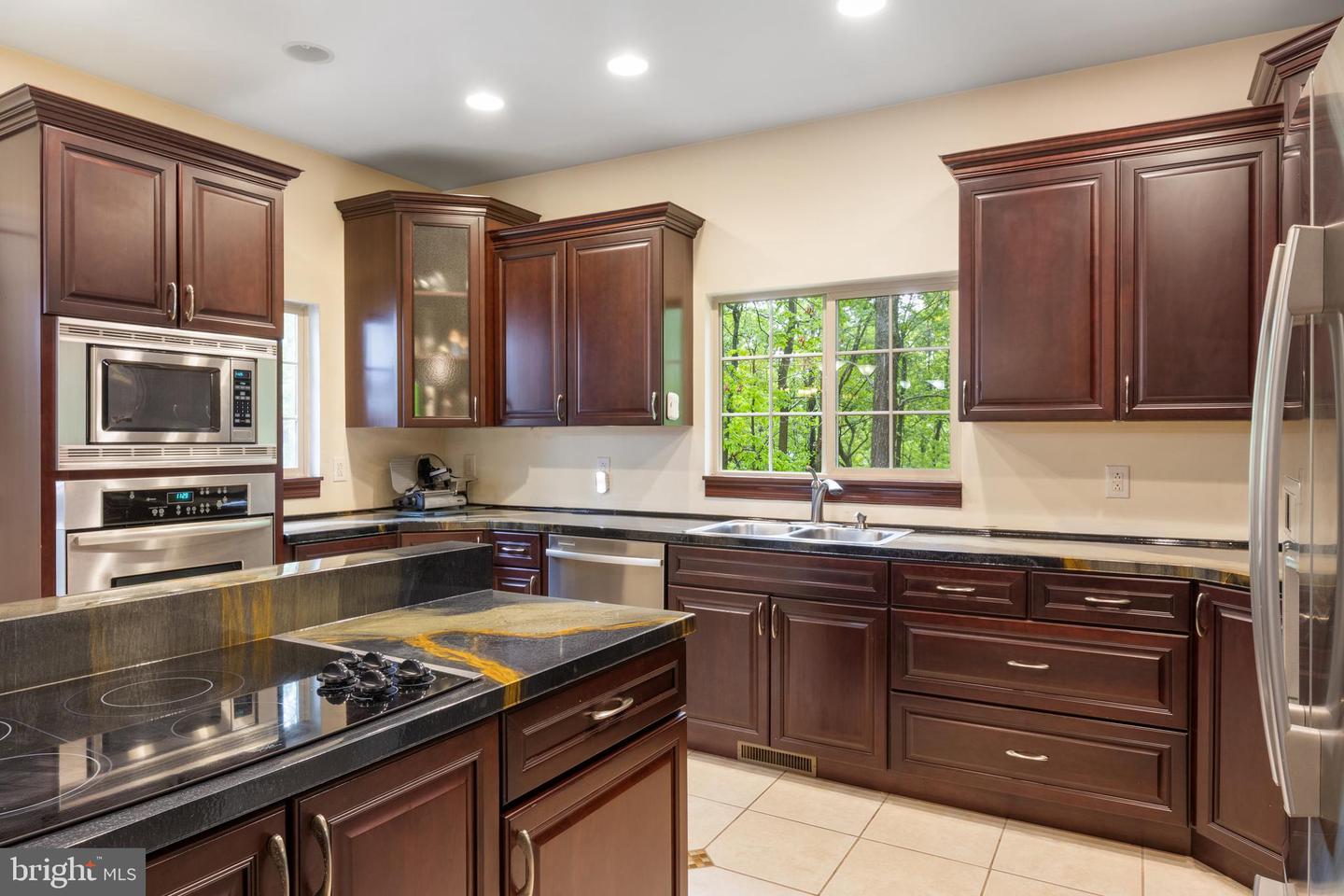 Spring Grove, Pennsylvania, 17362, United States, 3 Bedrooms Bedrooms, ,3 BathroomsBathrooms,Residential,For Sale,1827920